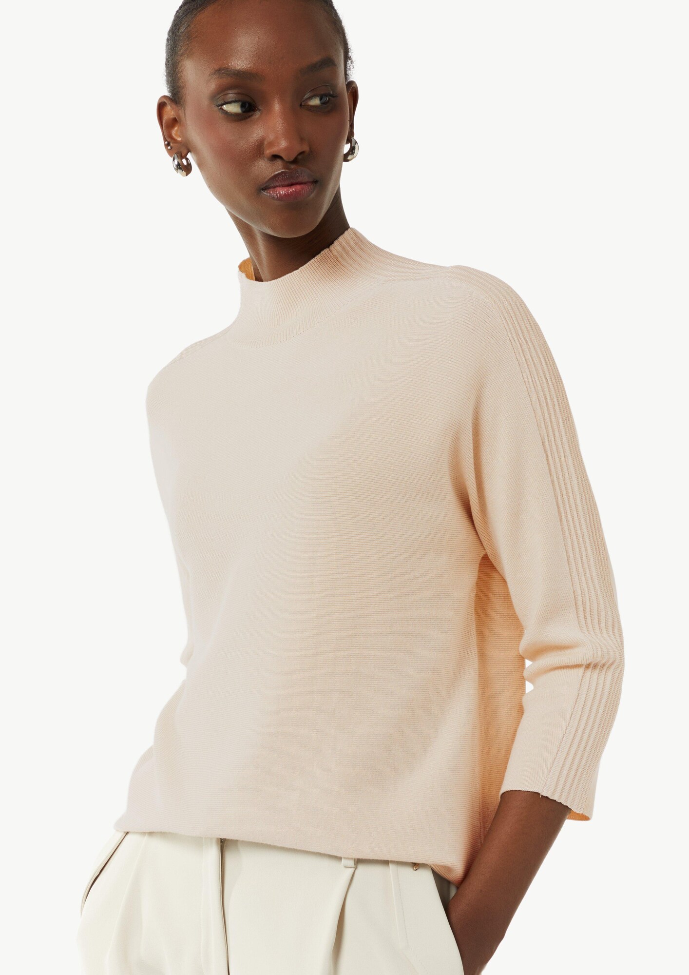 Thumbnail - Pullover