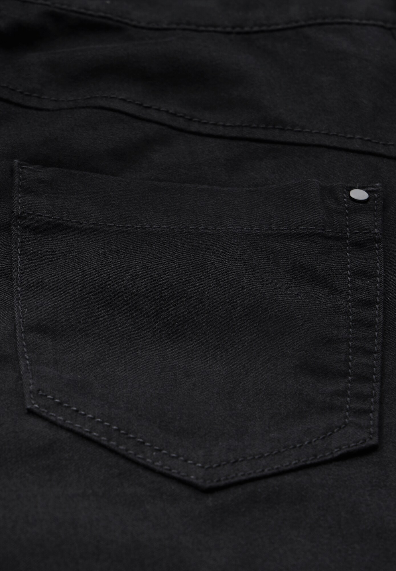 Thumbnail - Hose