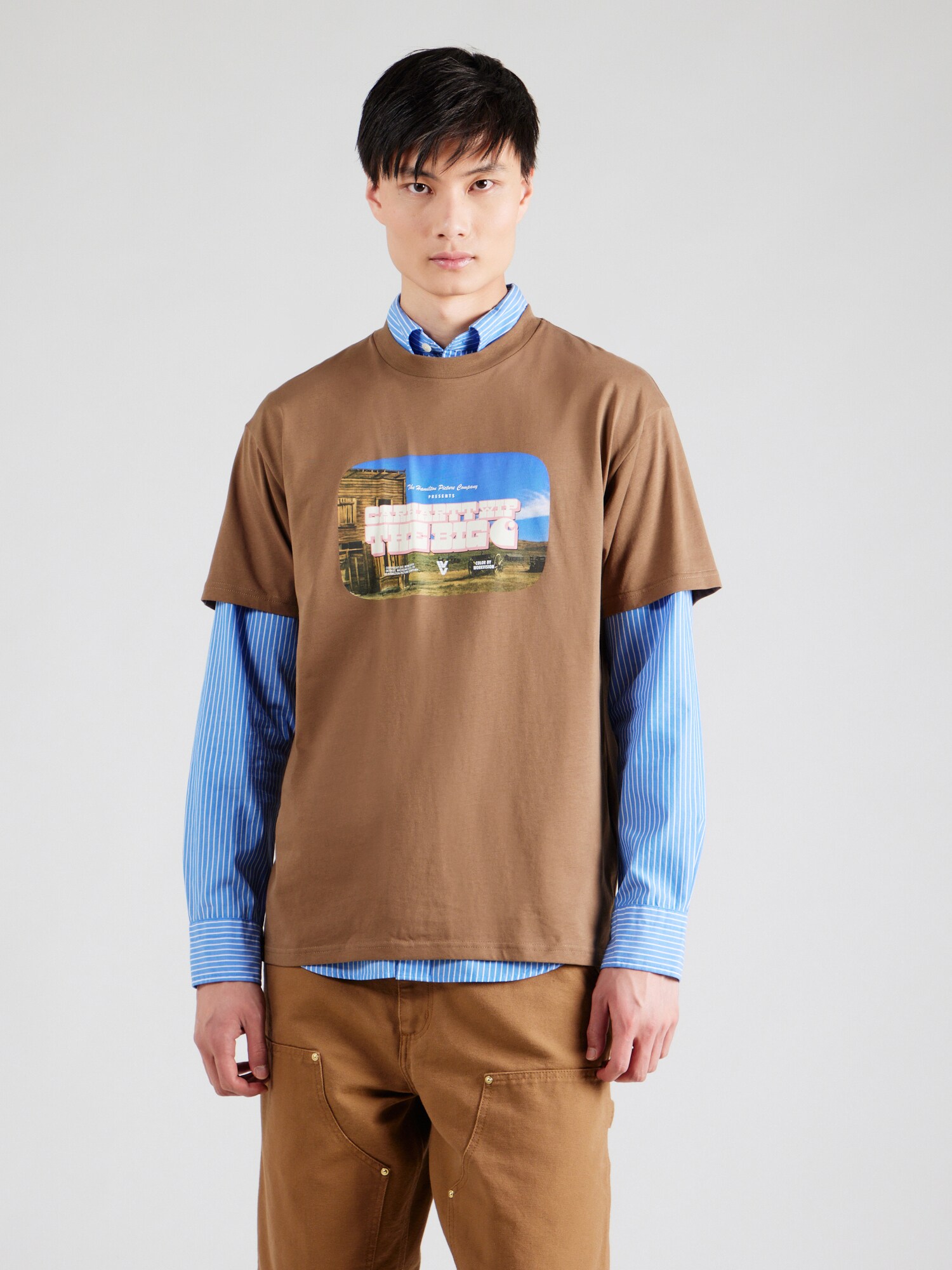 Carhartt WIP Póló 'Greatest Flicks'  kék / barna / zöld / fehér termék 2. képe