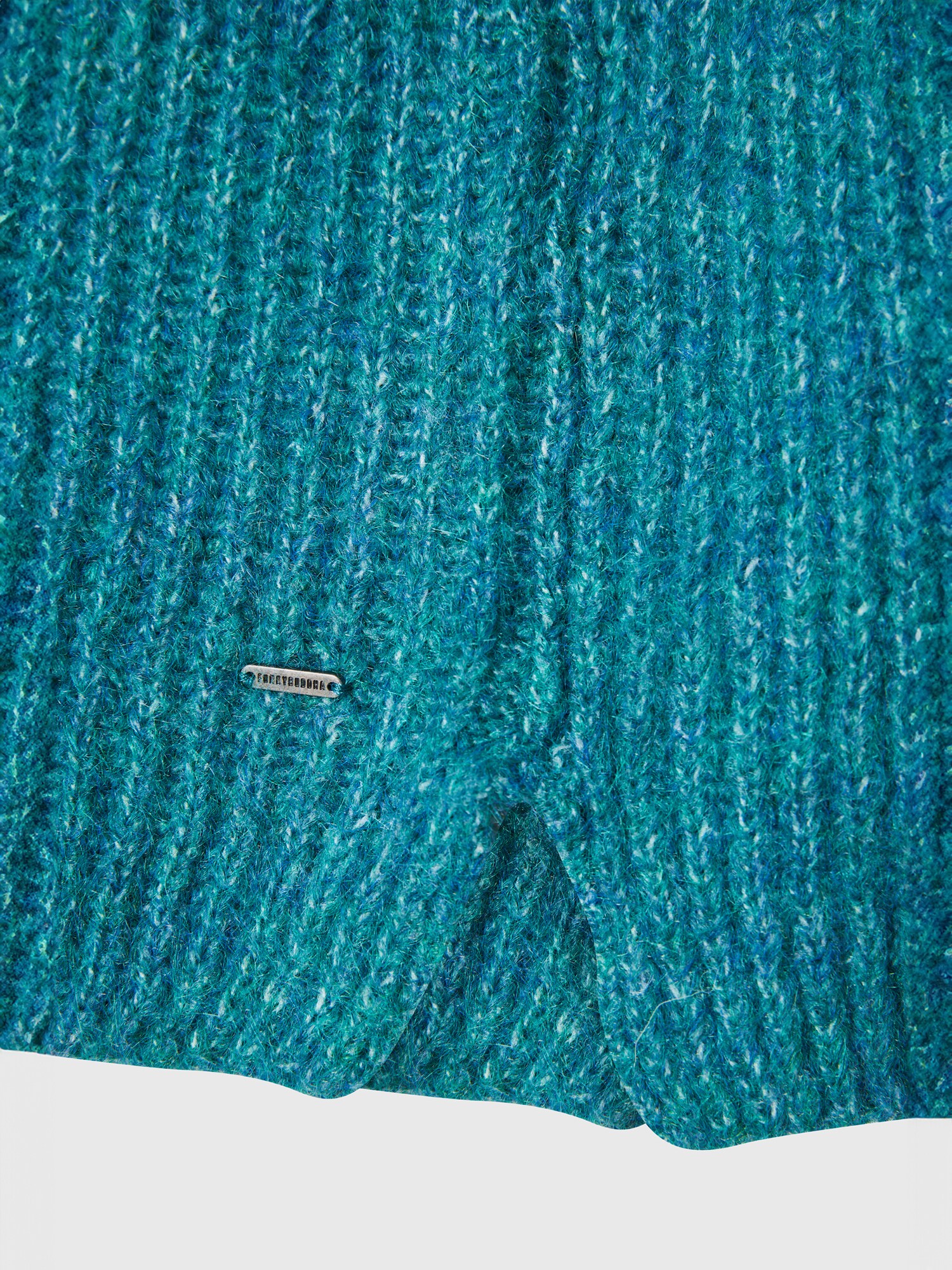 Thumbnail - Pullover