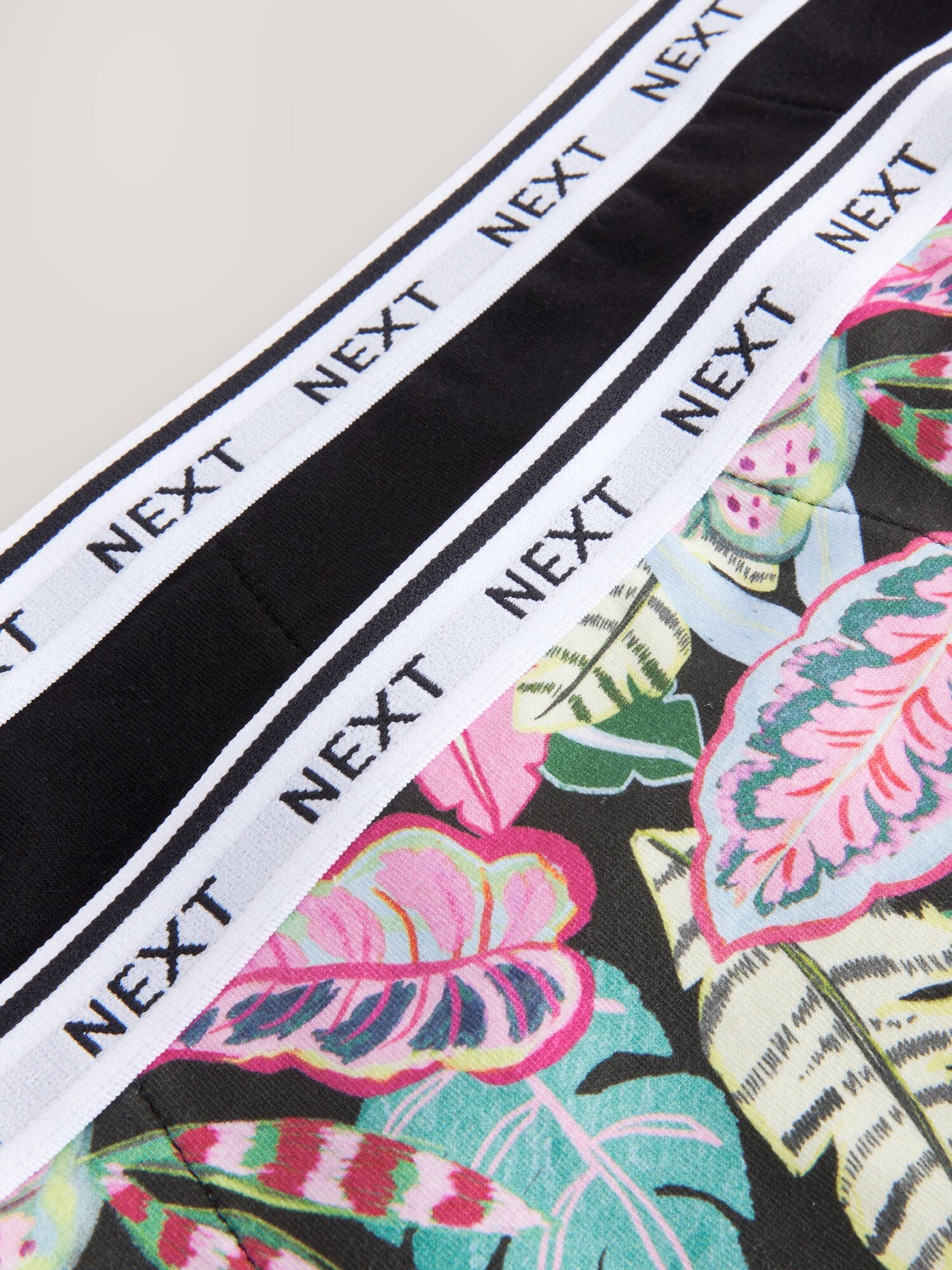 Thumbnail - Next Panty