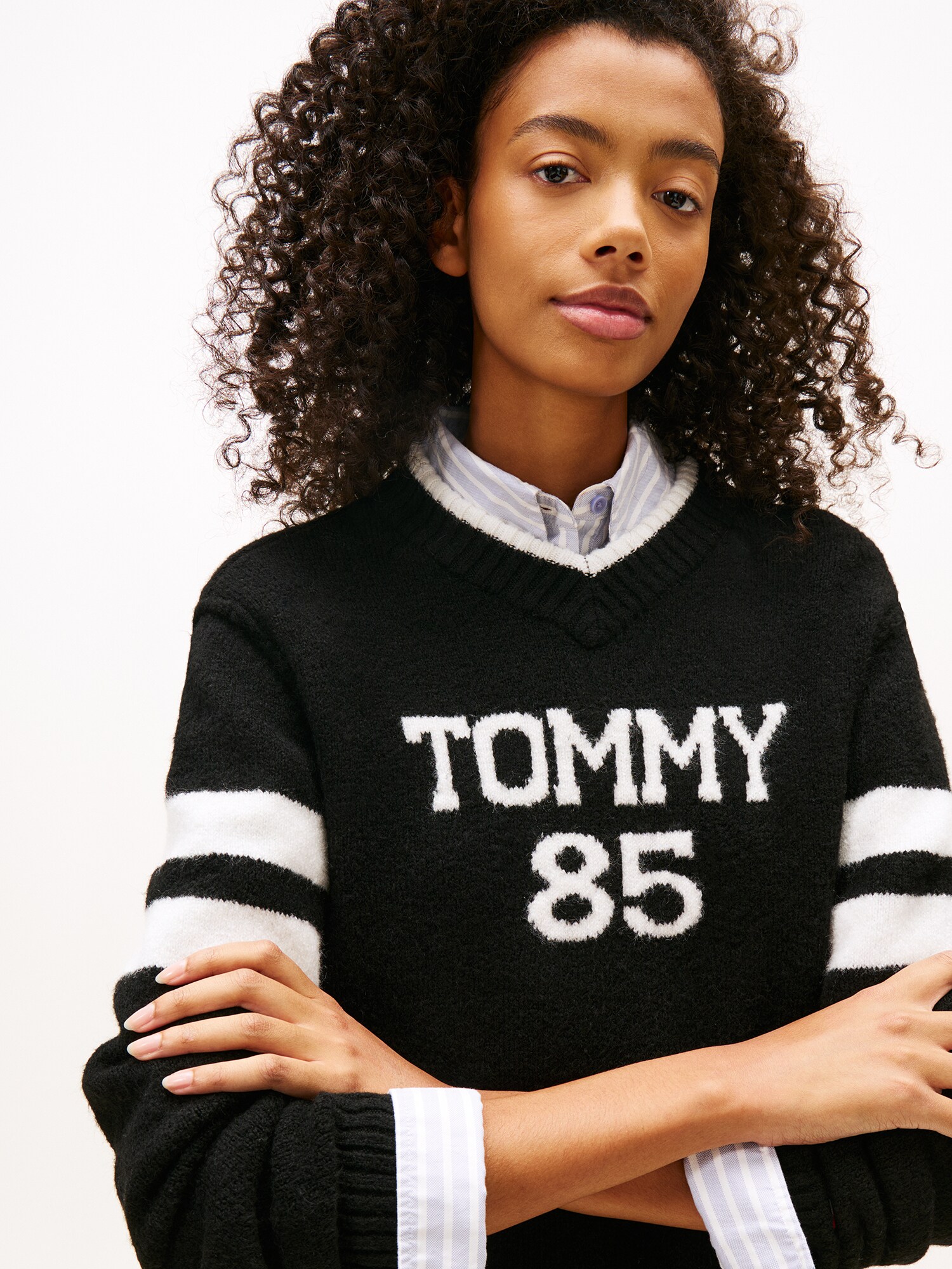 Tommy Jeans Pletené šaty  čierna / biela (obrázok 4)