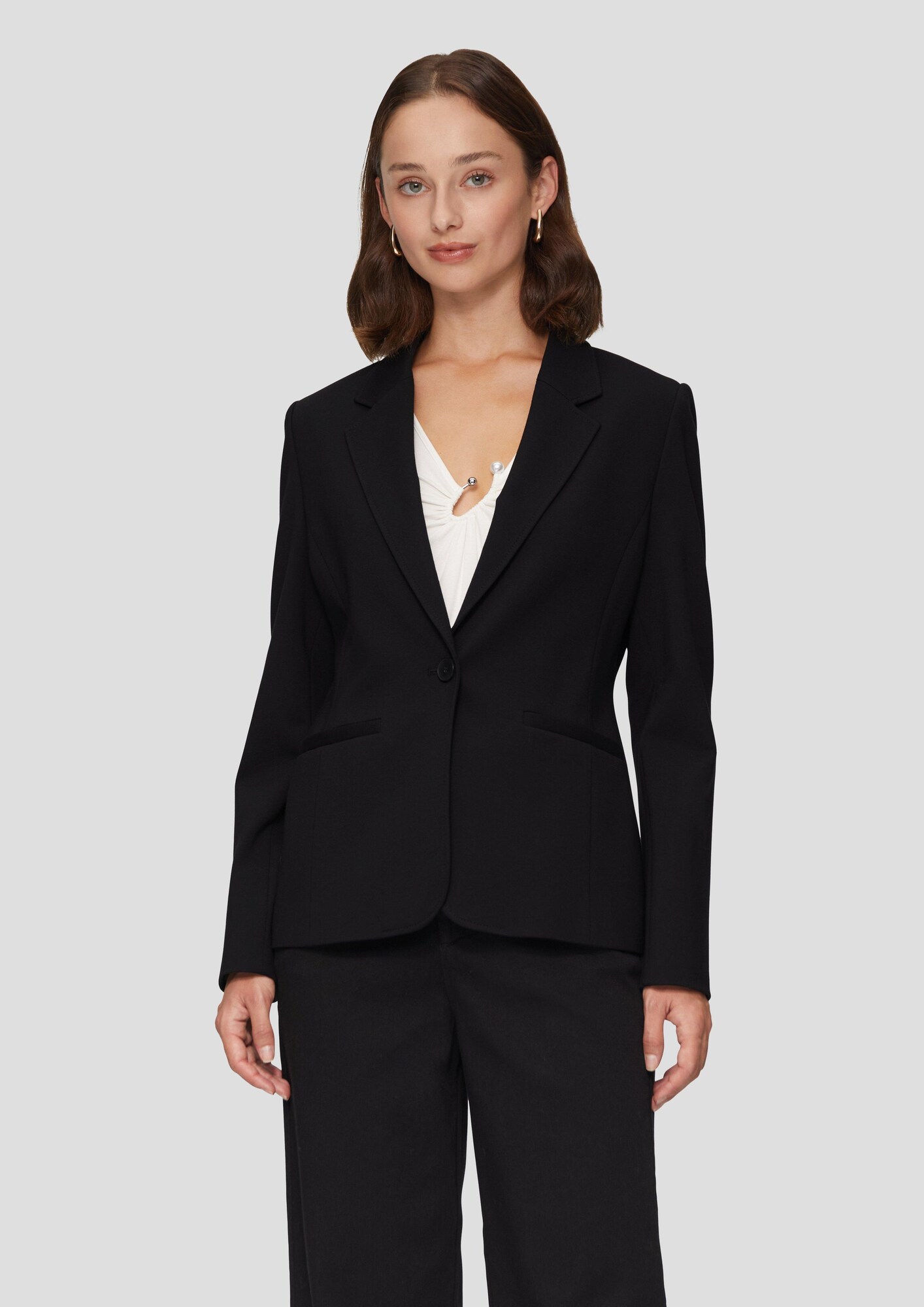 Thumbnail - Blazer