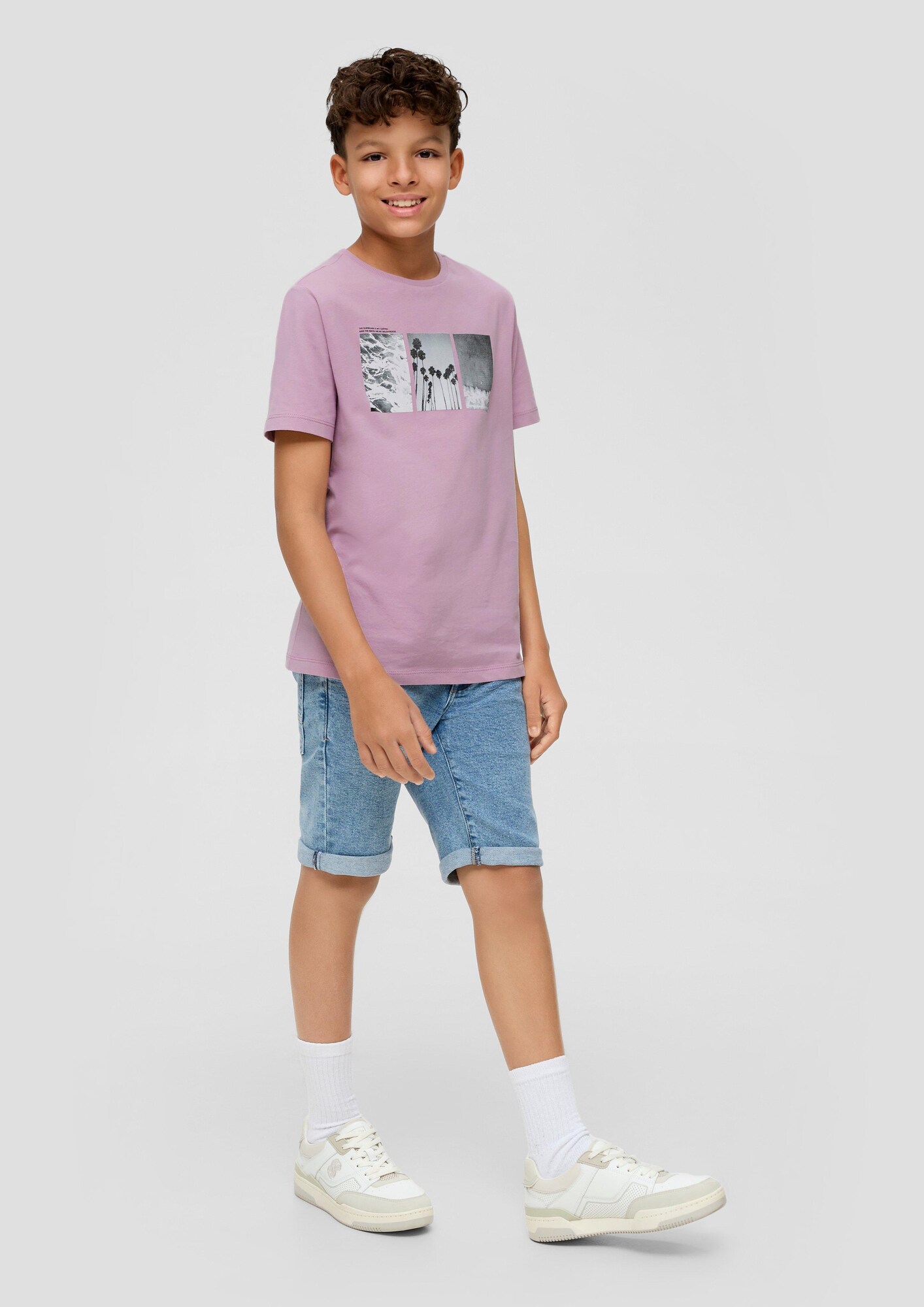 Thumbnail - T-Shirt
