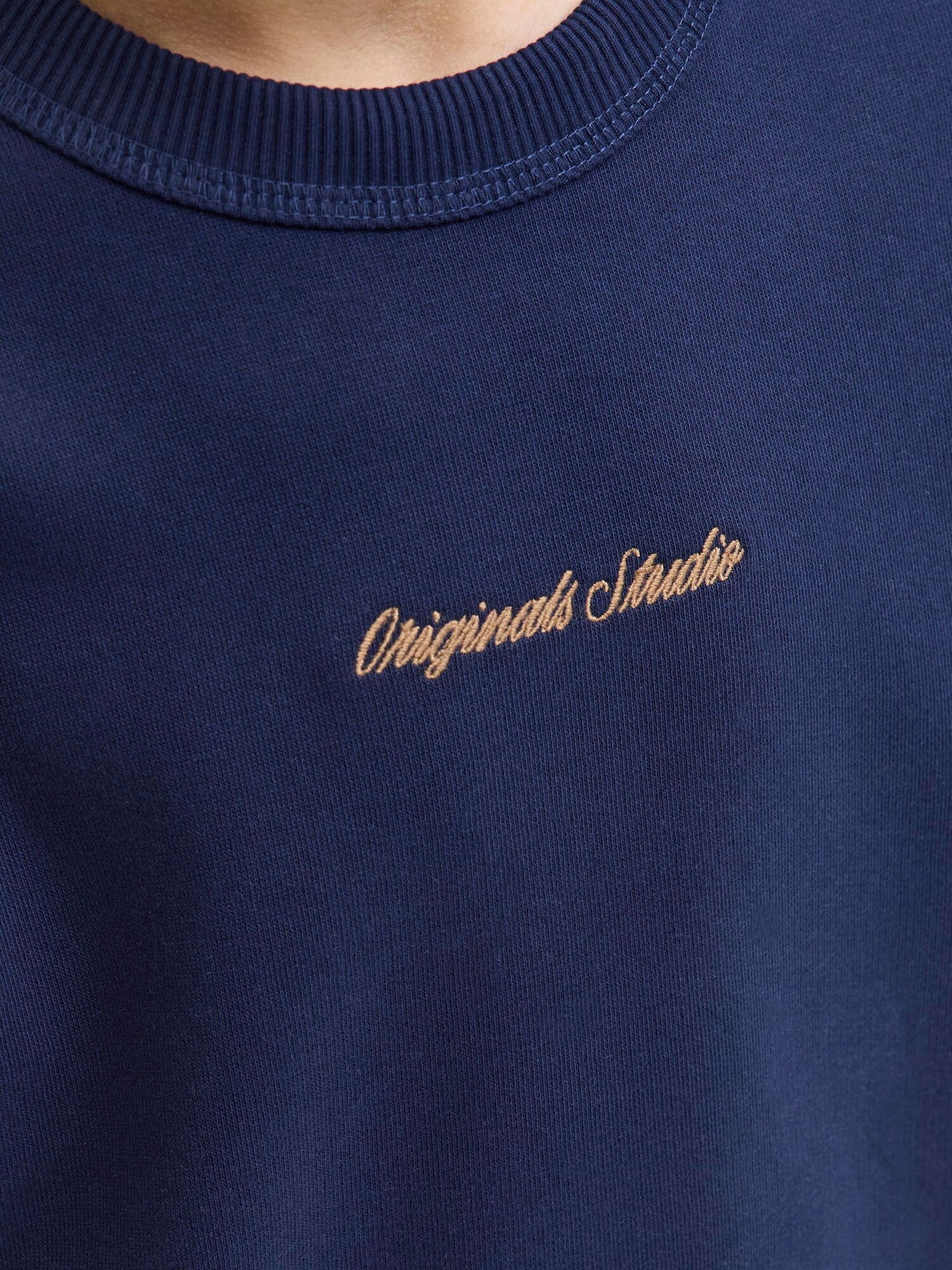 Thumbnail - Sweatshirt