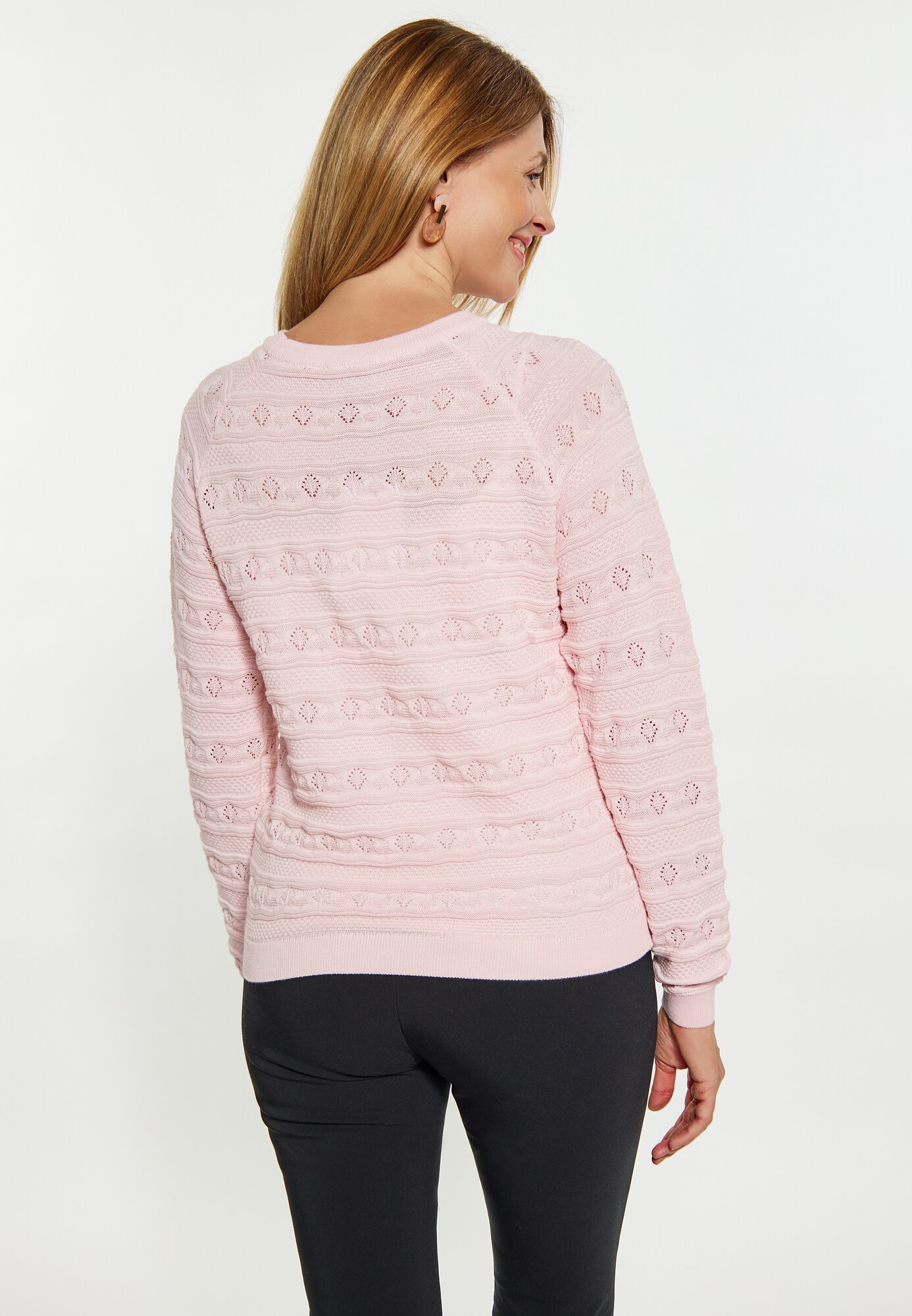 Thumbnail - Usha Pullover
