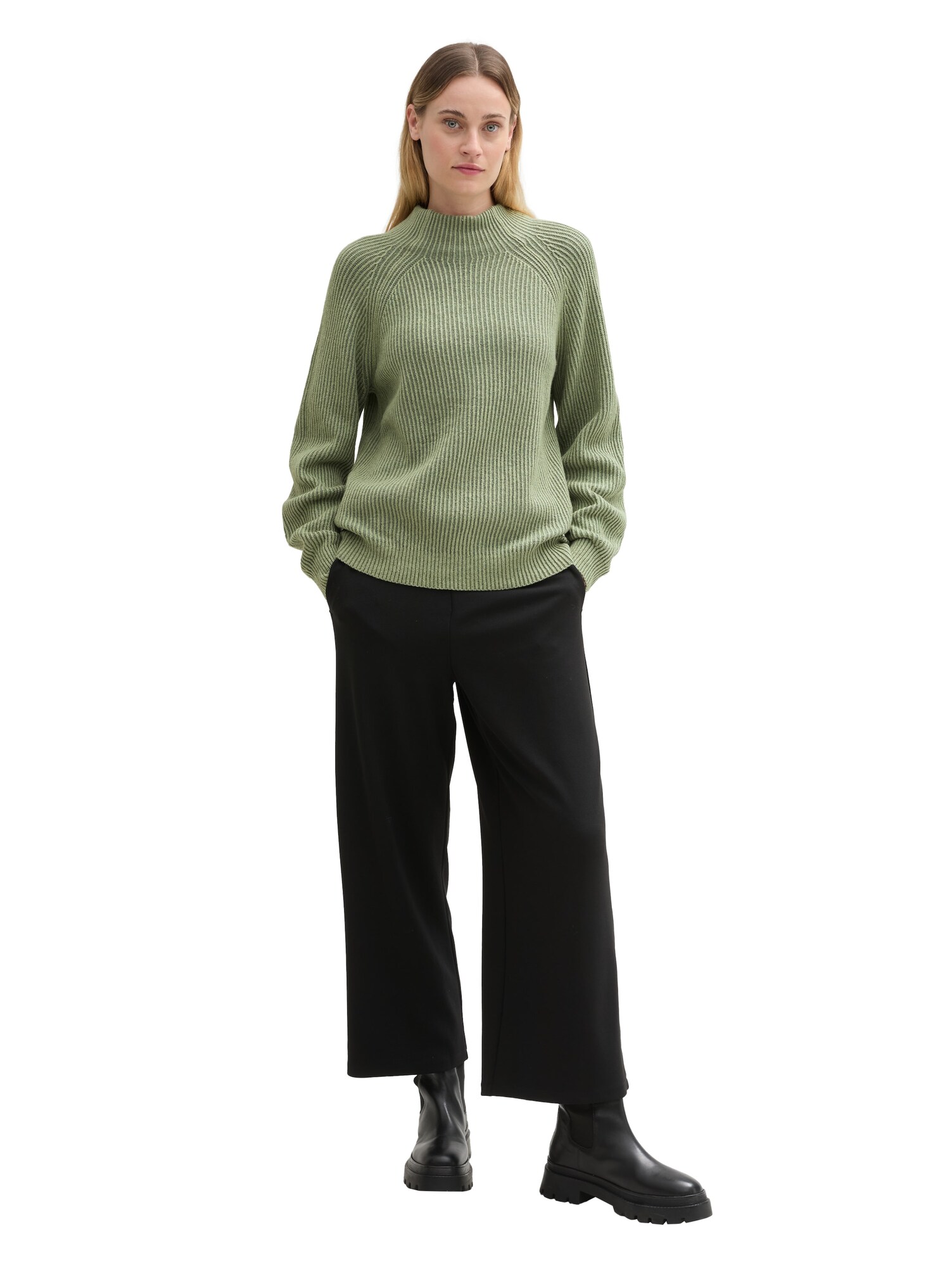 Thumbnail - Pullover