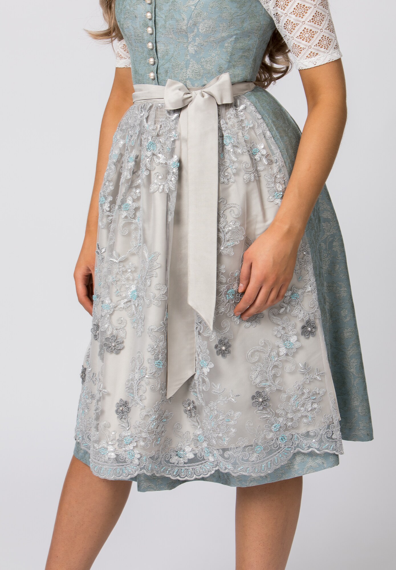 Thumbnail - Dirndl 'Camilla'