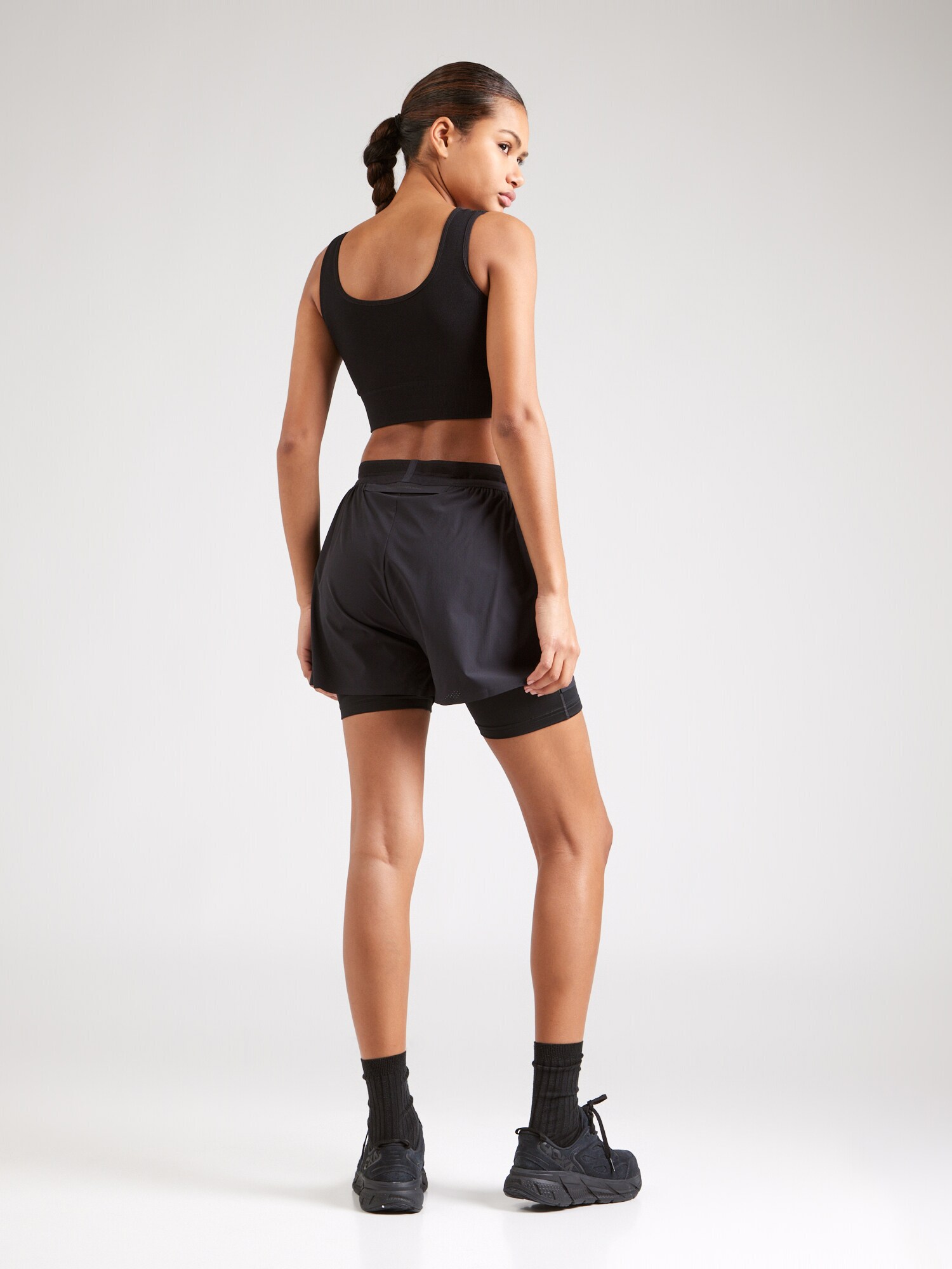 Thumbnail - On Sportshorts