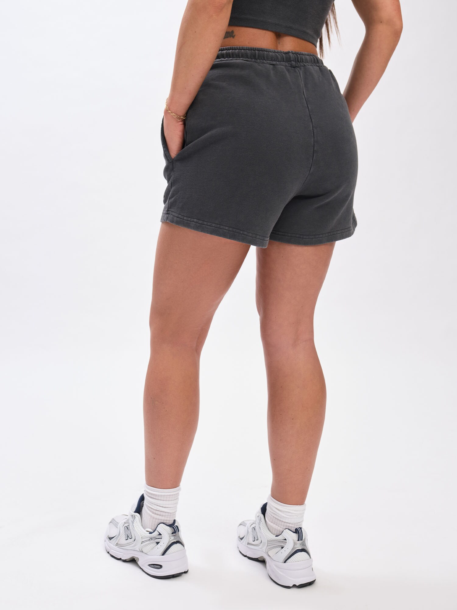 Thumbnail - V!BE STUD!OS Baggy Hose in Schwarz