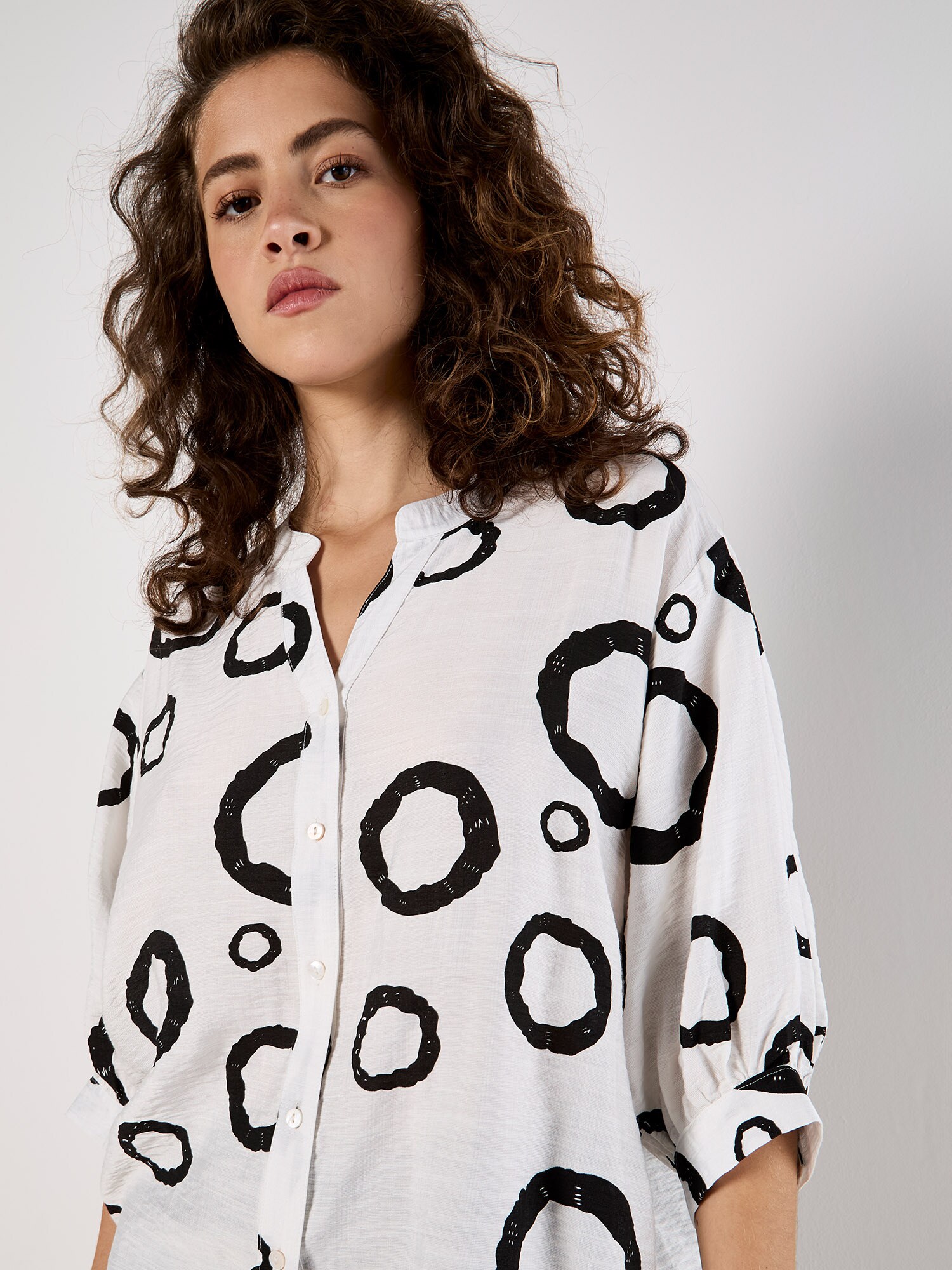 Thumbnail - Apricot Abstract Circles Oversized Blouse