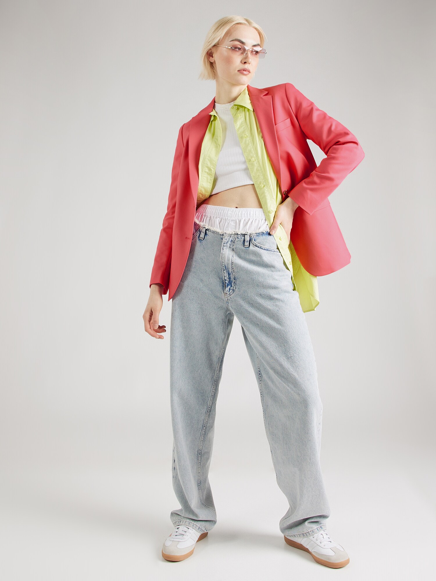 Thumbnail - Blazer