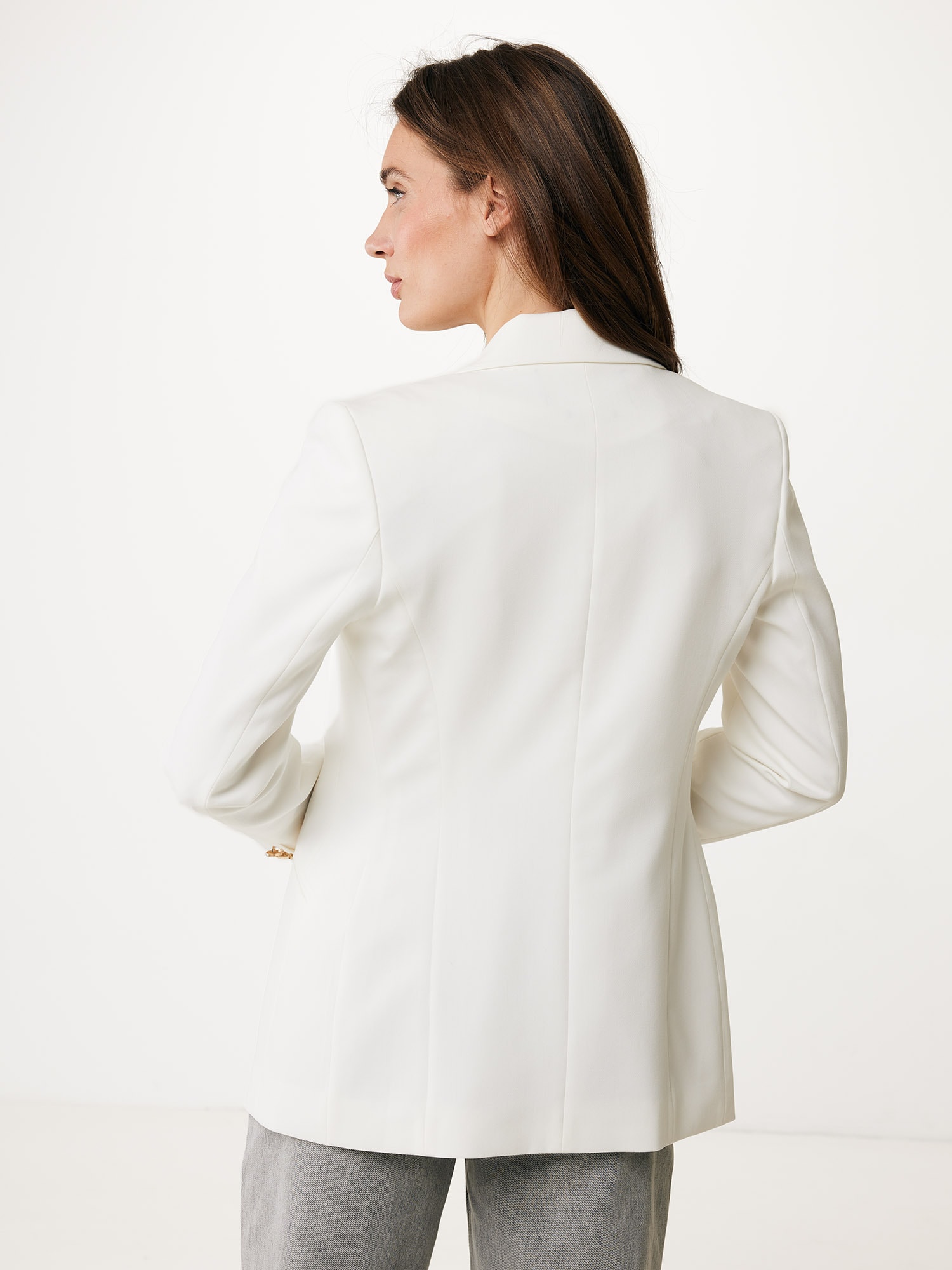 Thumbnail - Blazer