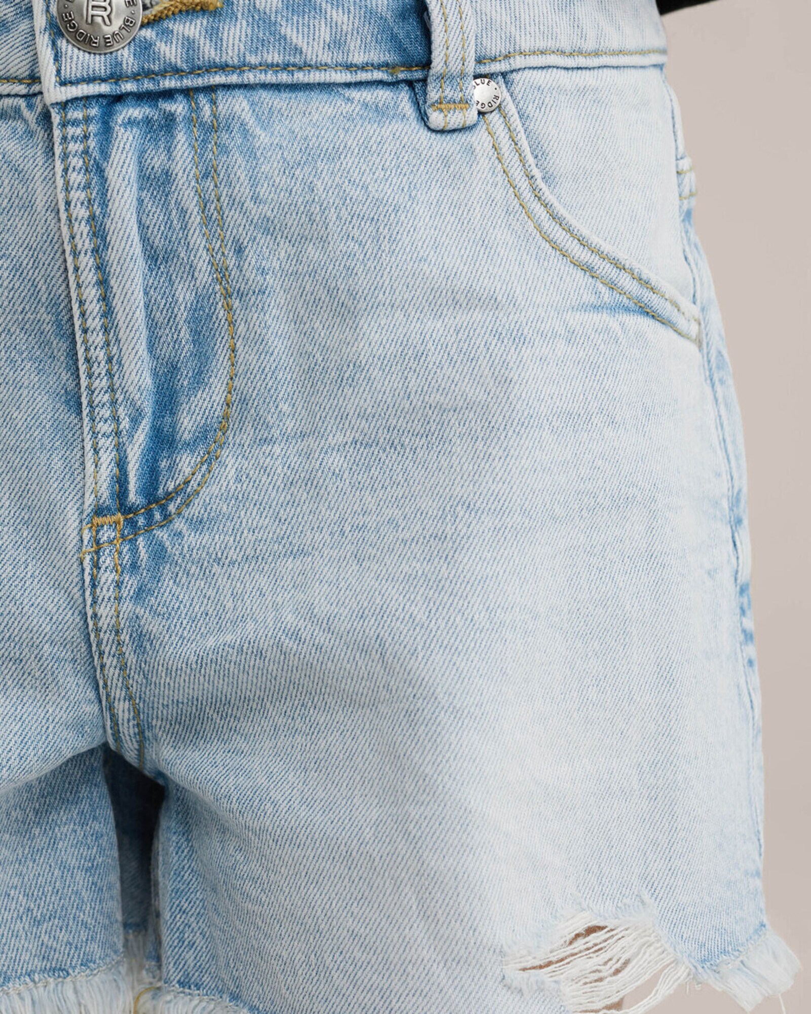 Thumbnail - WE Fashion Shorts