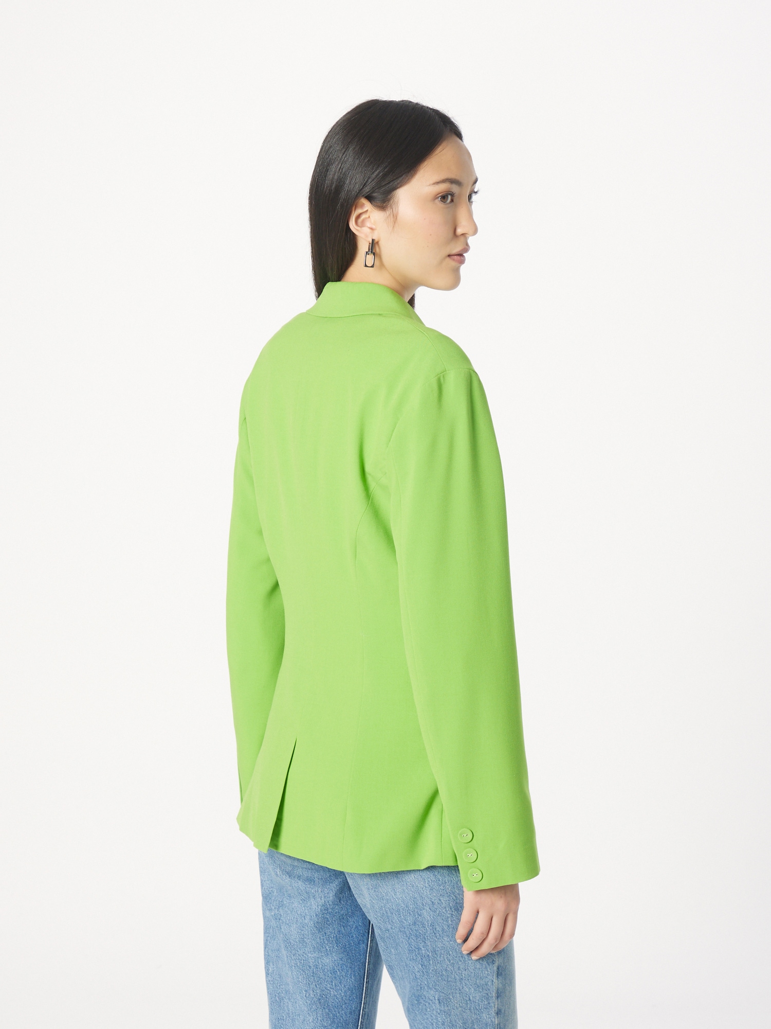 Thumbnail - Blazer