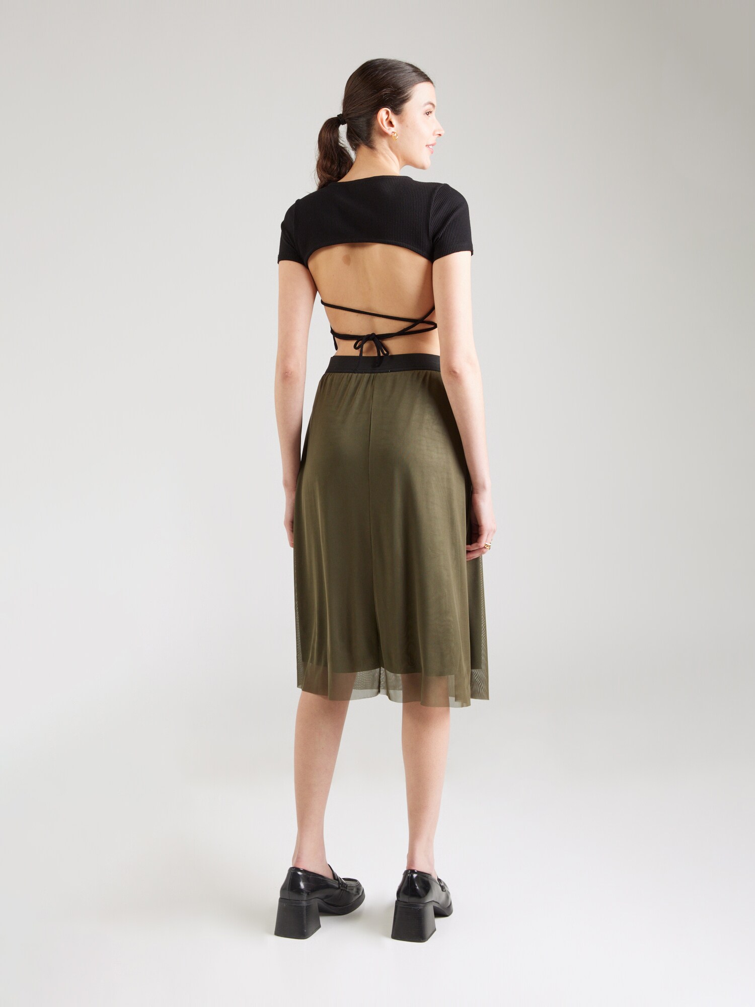 Thumbnail - ABOUT YOU Rock Helga