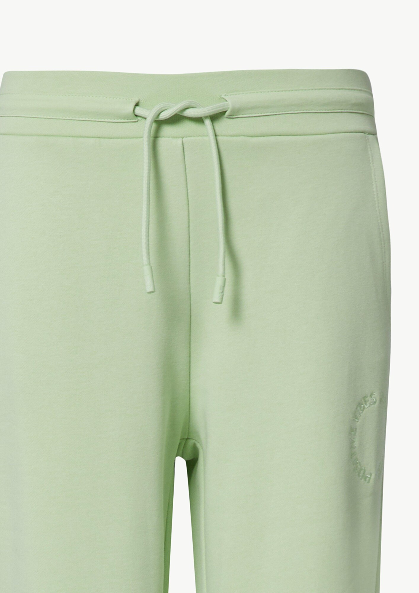 Thumbnail - comma casual identity Hose