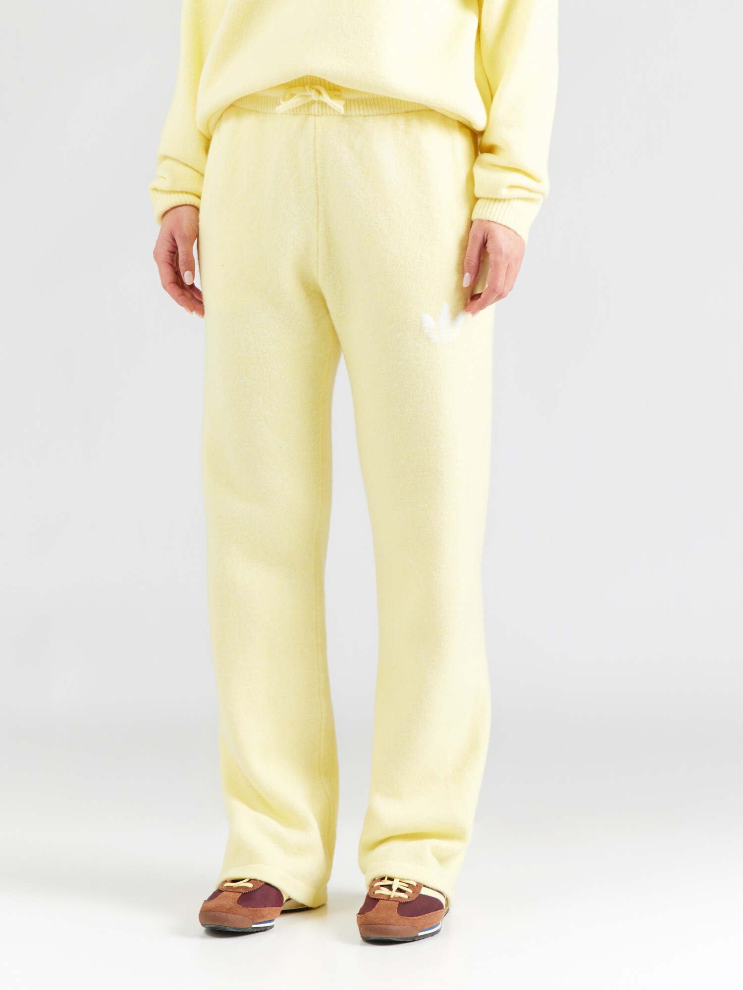 ADIDAS ORIGINALS Pantalón 'Athletic Dept' amarillo claro – imagen 2
