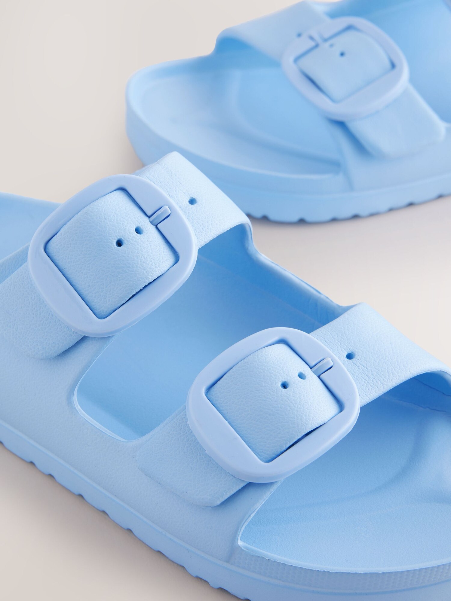 Thumbnail - Next Pantolette