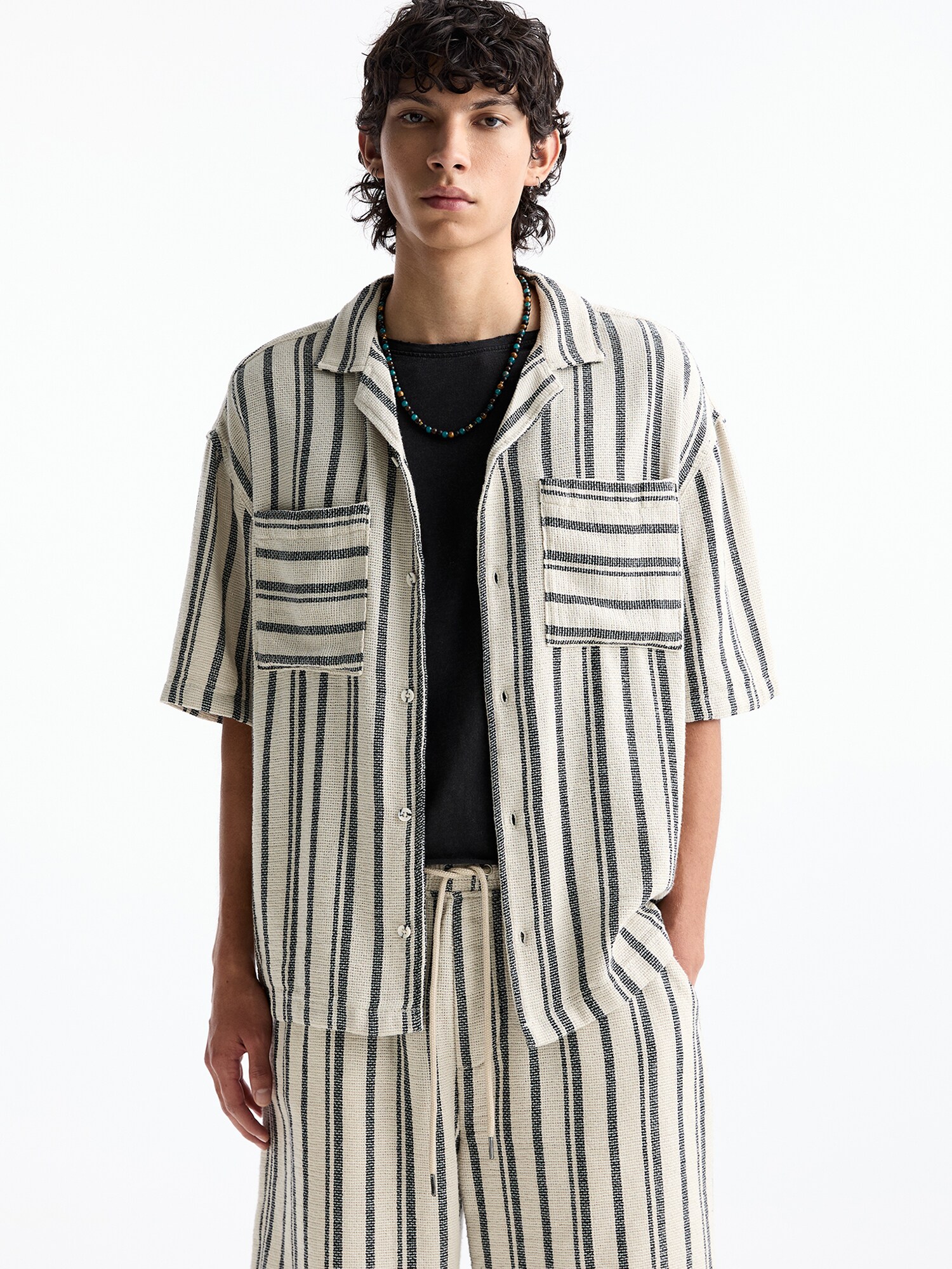 Pull&Bear Ing  antracit / fehér termék 2. képe