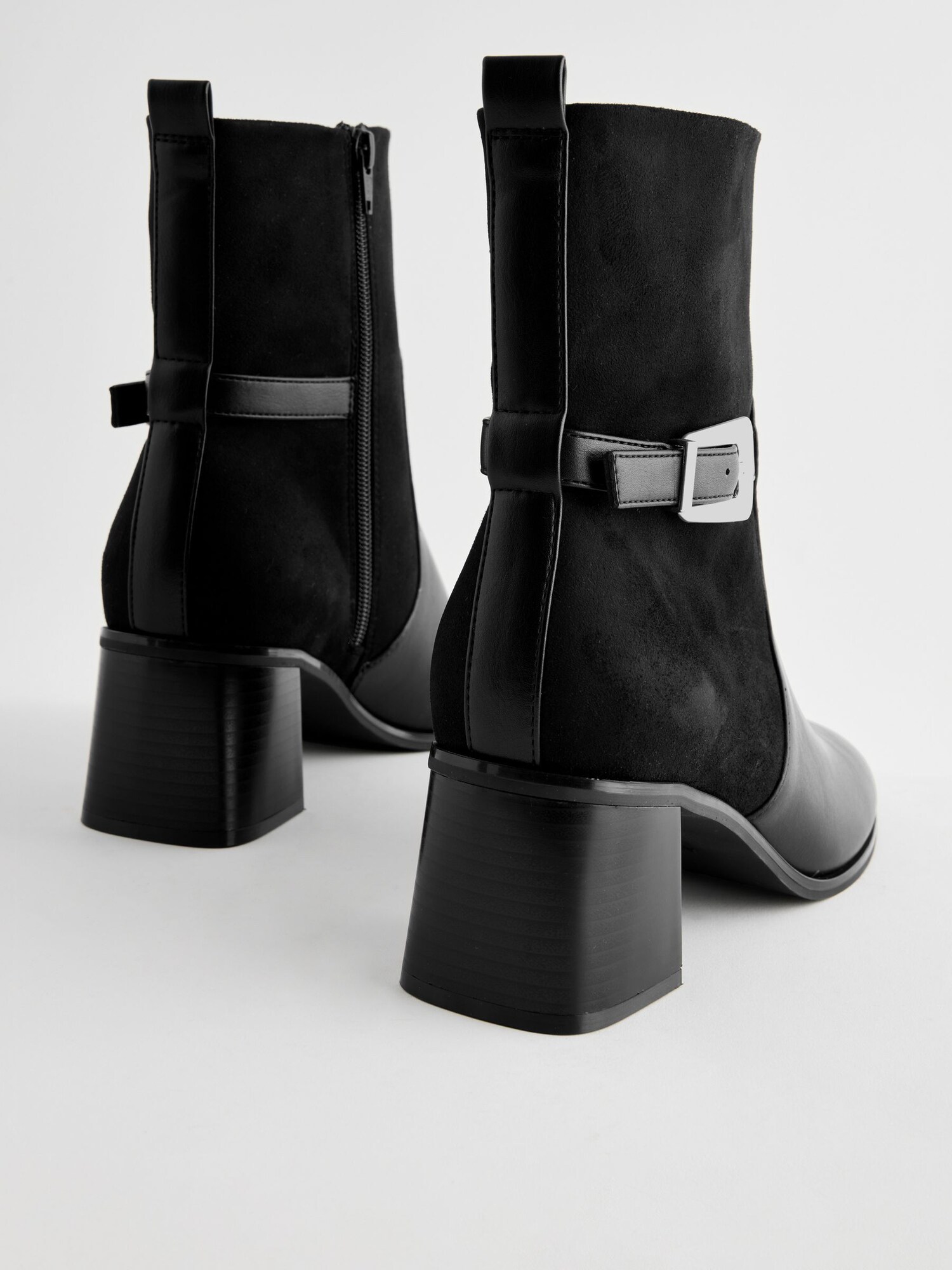 Thumbnail - Next Stiefelette