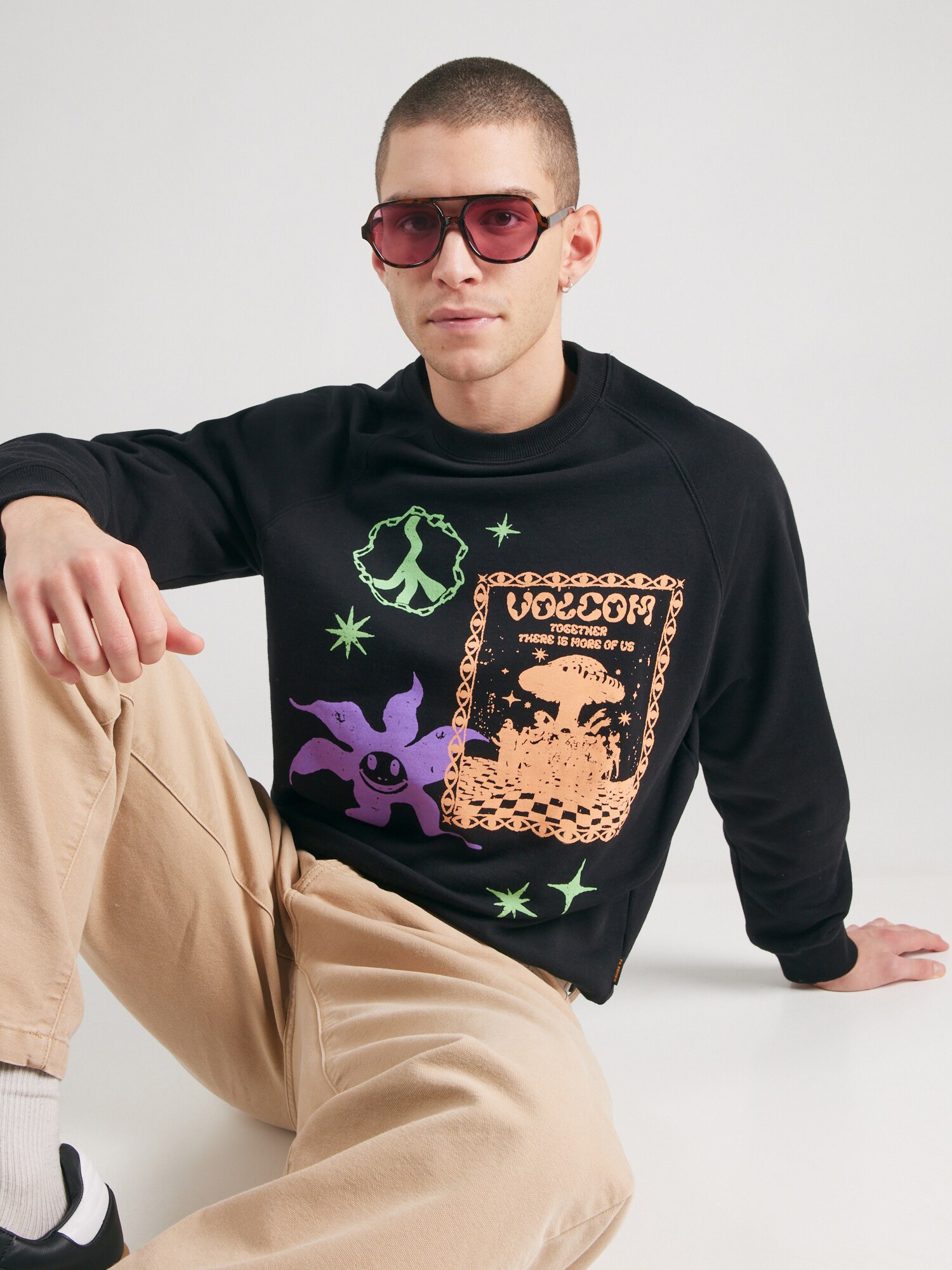 Volcom Tréning póló 'RYGALSKI'  világoszöld / sötétlila / pasztellnarancs / fekete termék 2. képe