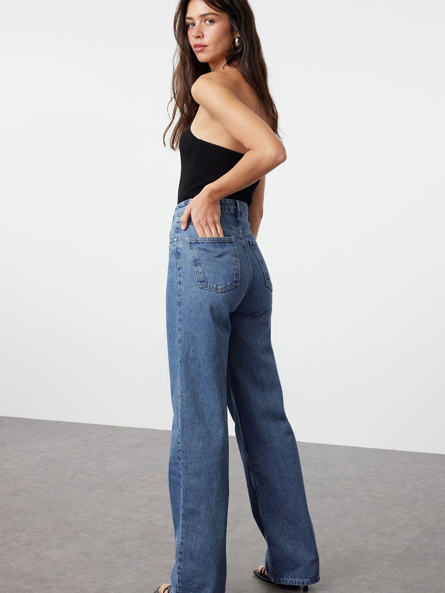 Thumbnail - Jeans