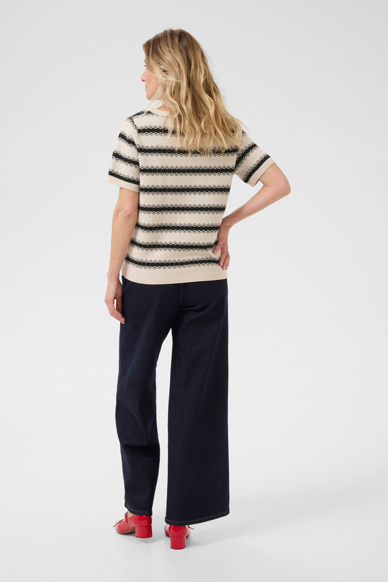 Thumbnail - Cream Pullover CRDela