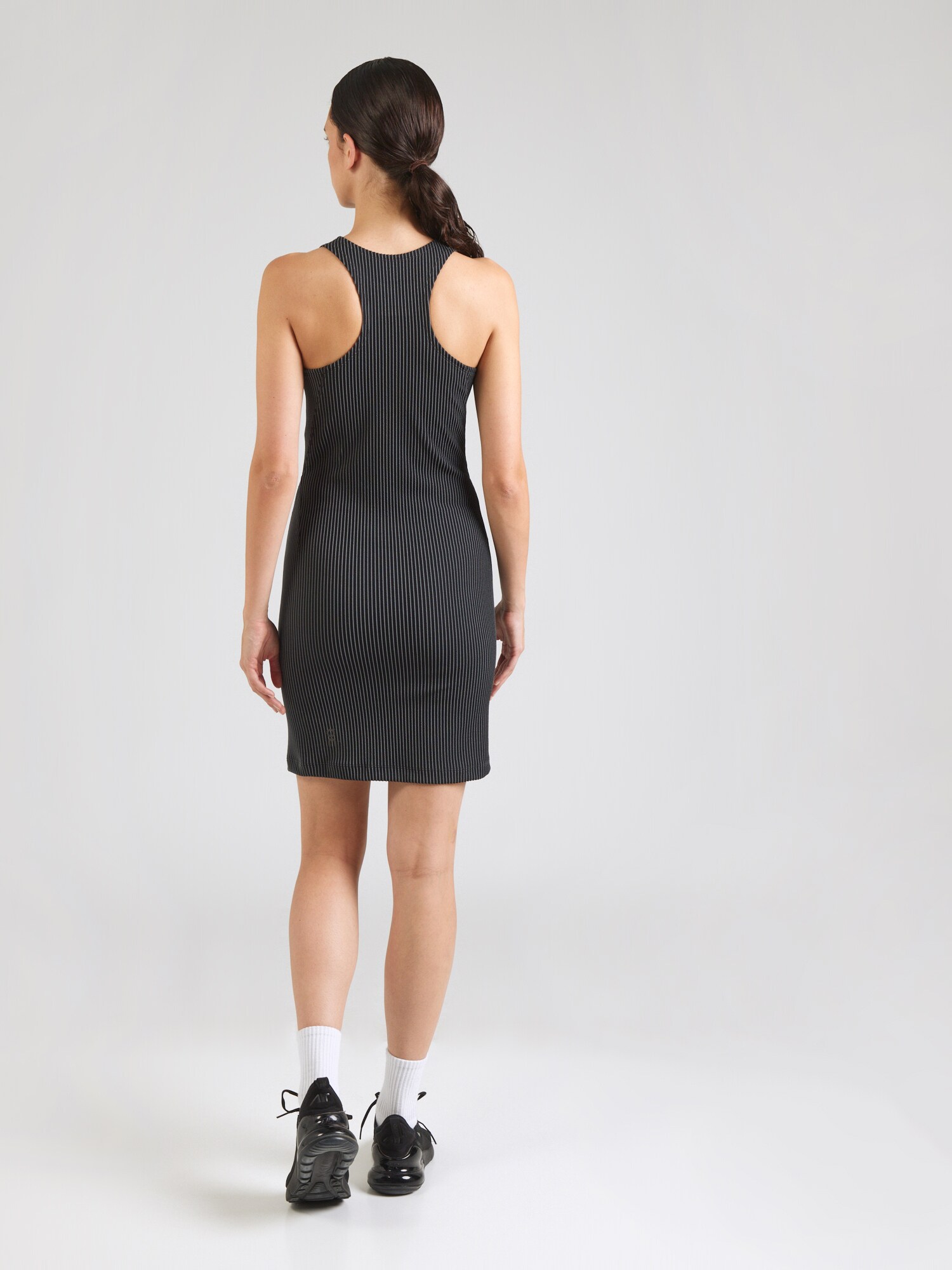 Thumbnail - On Kleid All-Day