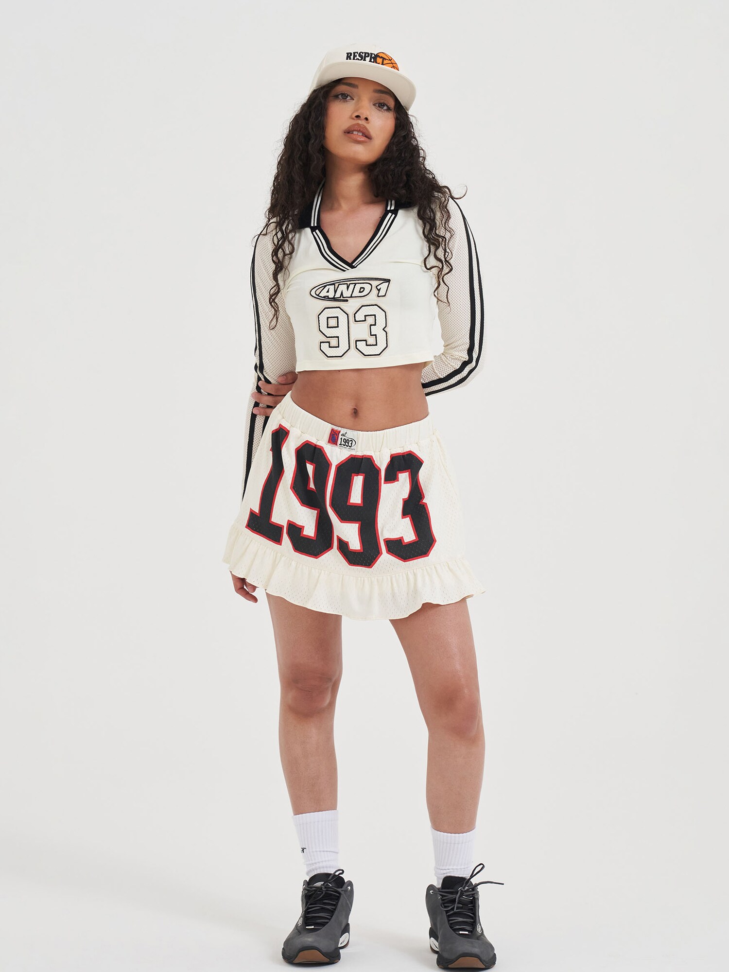 AND1 Camiseta '93 Airtex'  ecru / negro – imagen 4