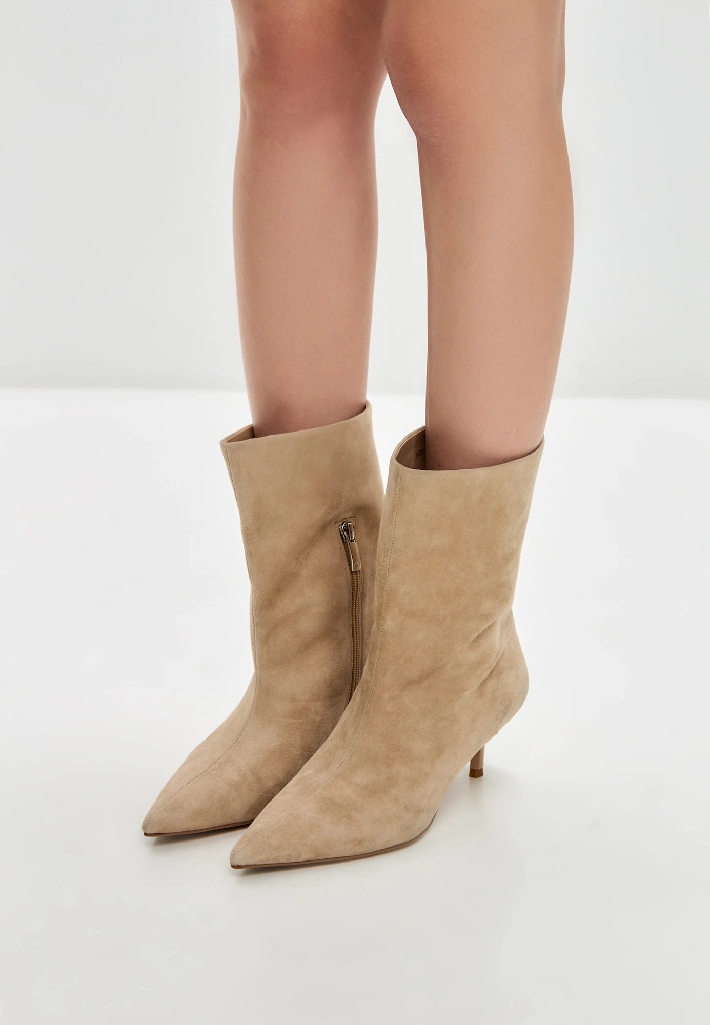 CESARE GASPARI Enkellaarsjes beige