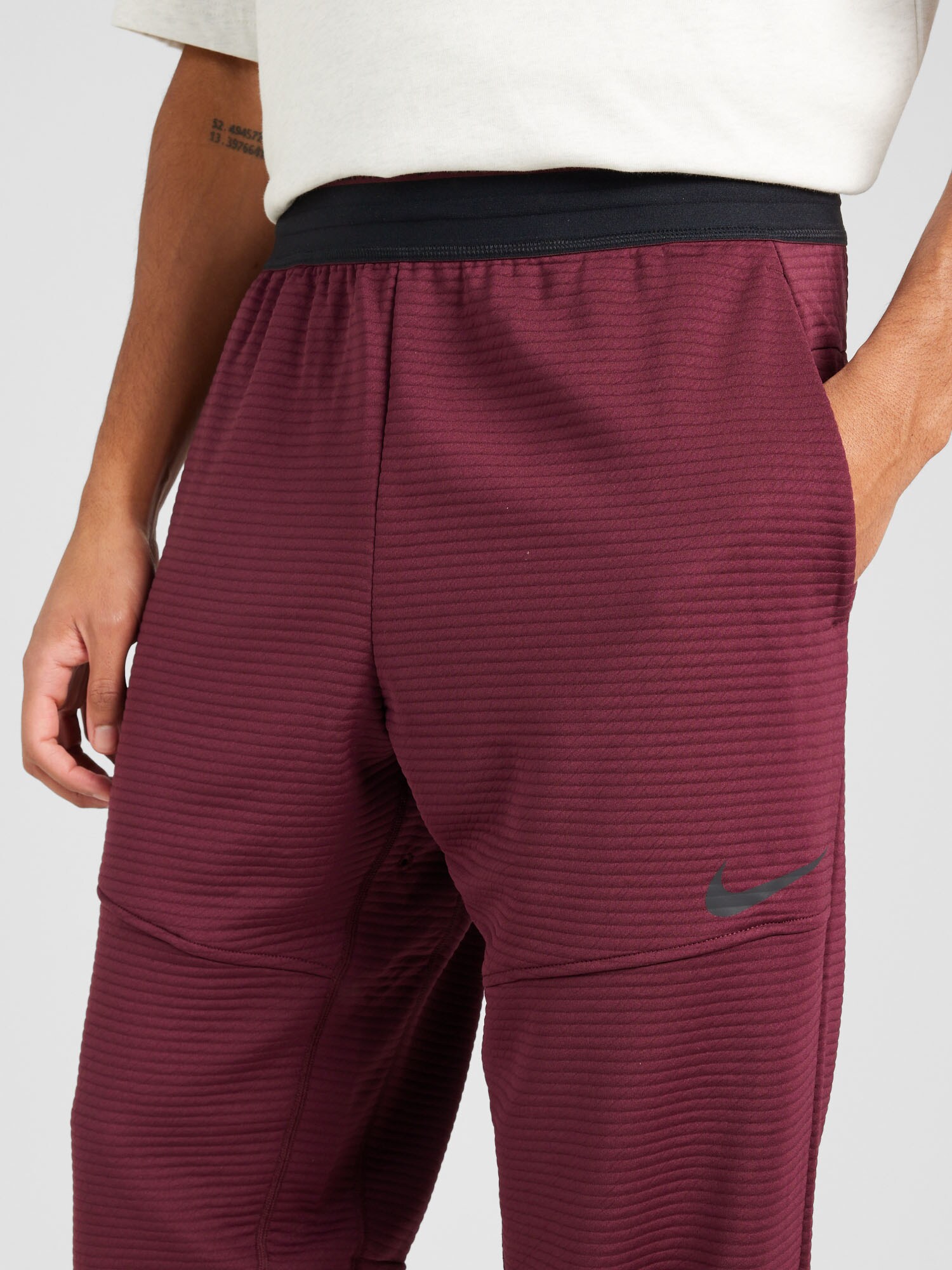 NIKE Športové nohavice 'Pro' bordová (obrázok 5)