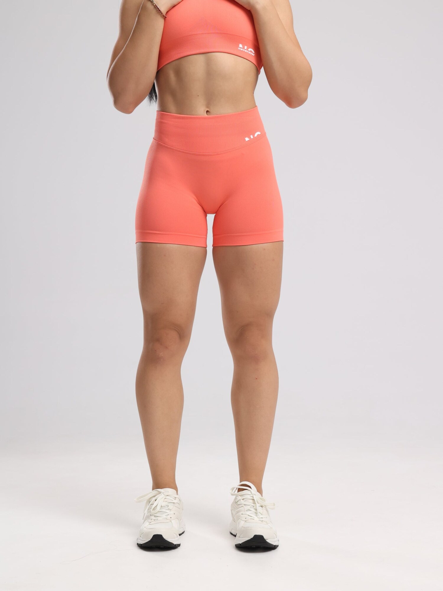 neverover Pantalón deportivo 'Hue Shorts'  coral