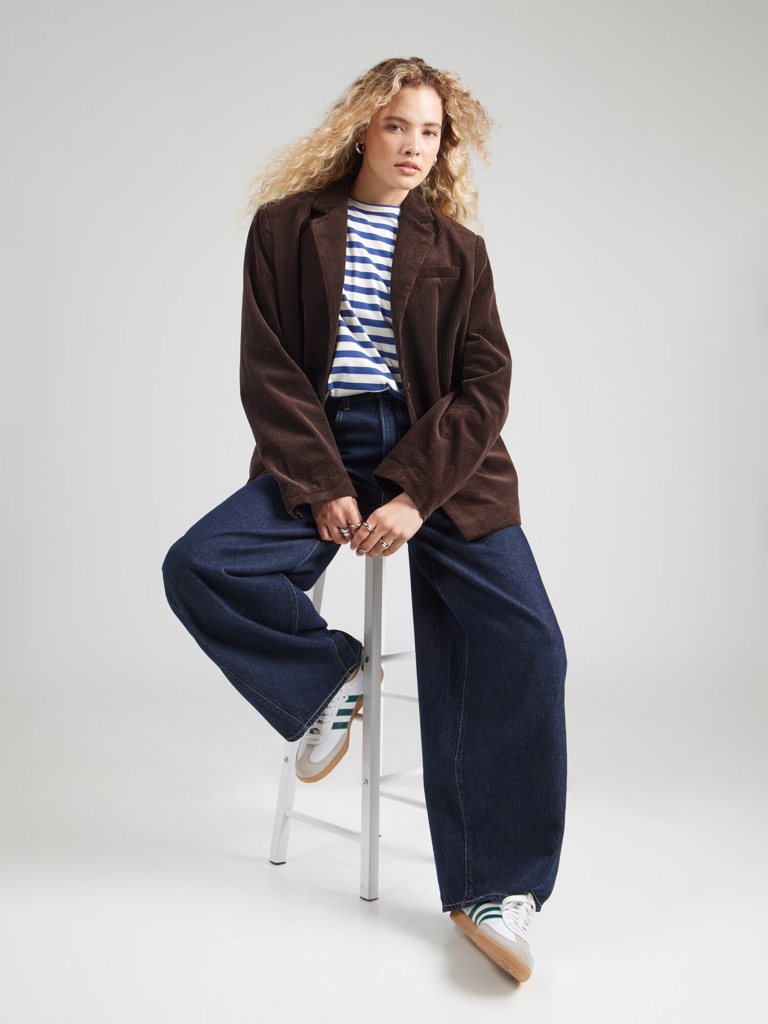 Thumbnail - Jeans