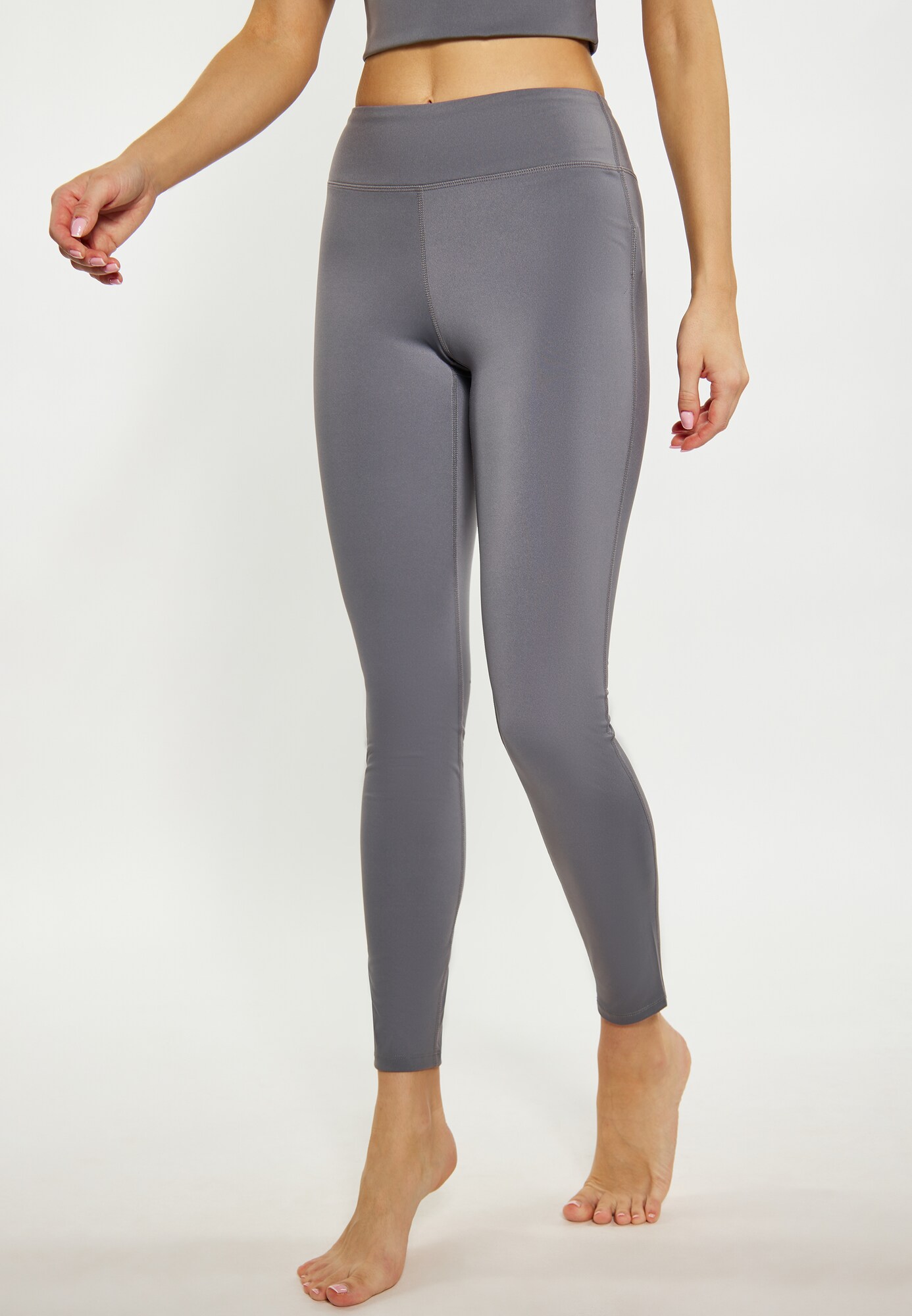 Thumbnail - IZIA Leggings