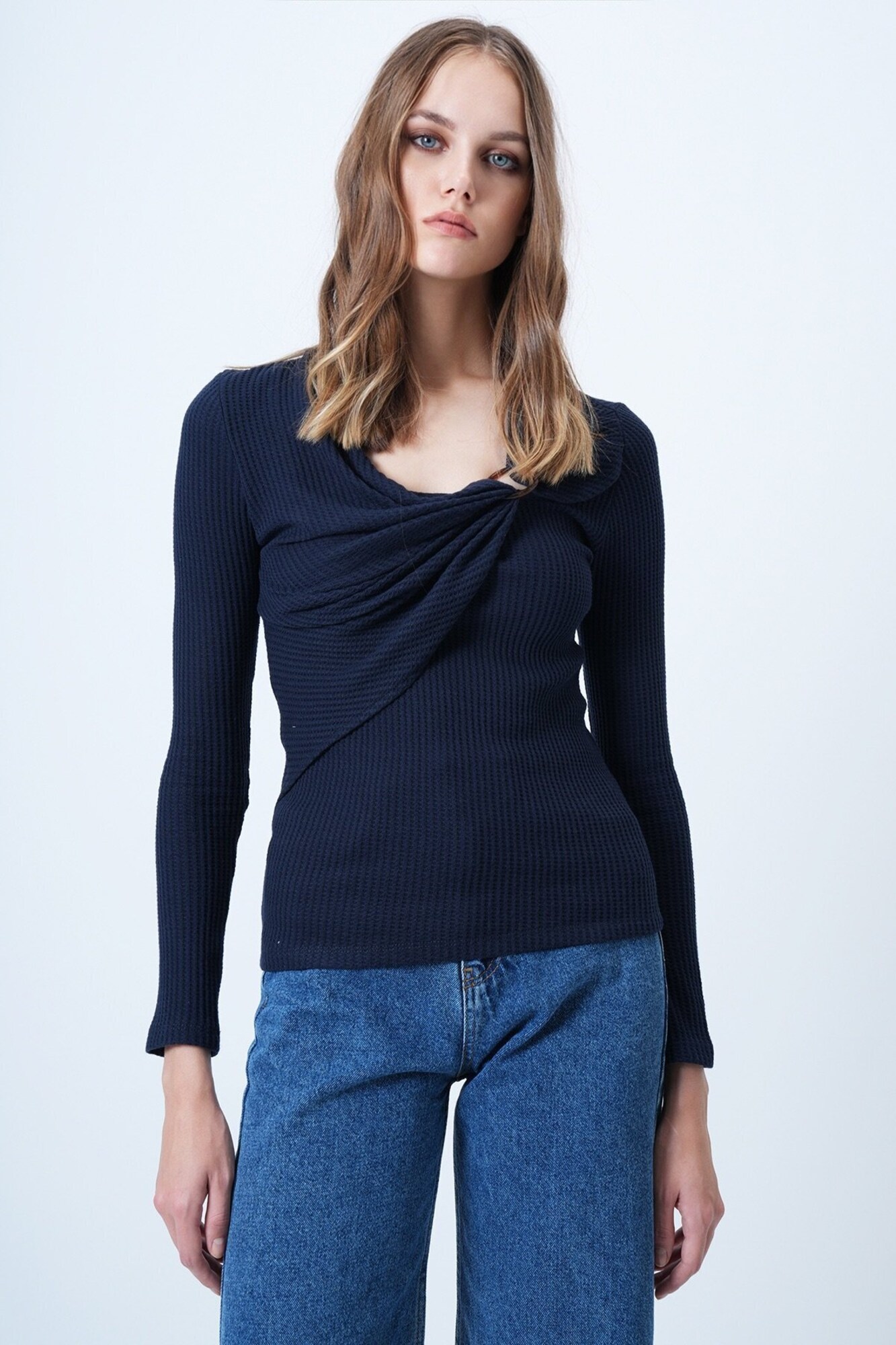 Trend Alaçatı Stili Tricou bleumarin