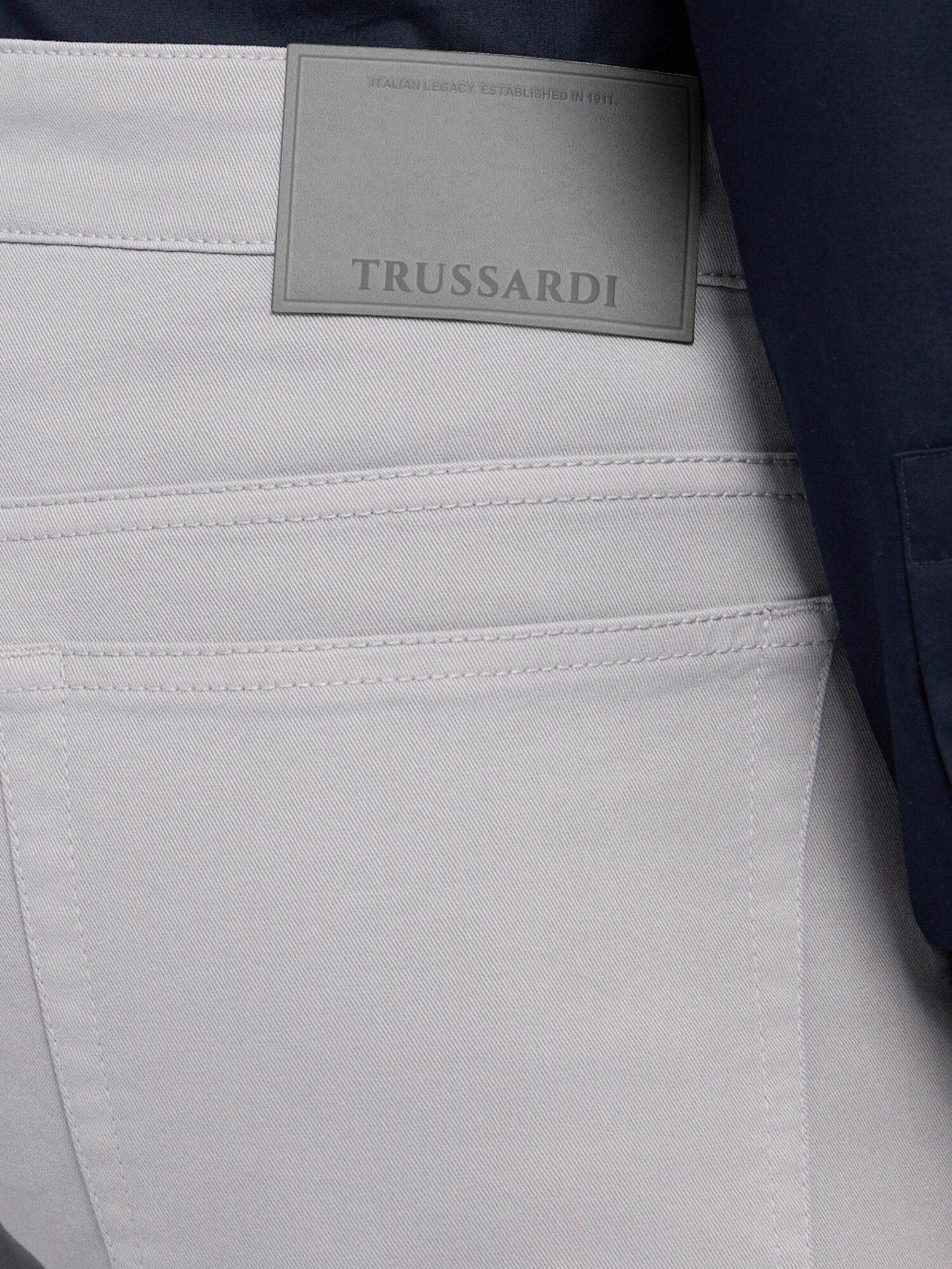Trussardi Pantalón  gris claro – imagen 4