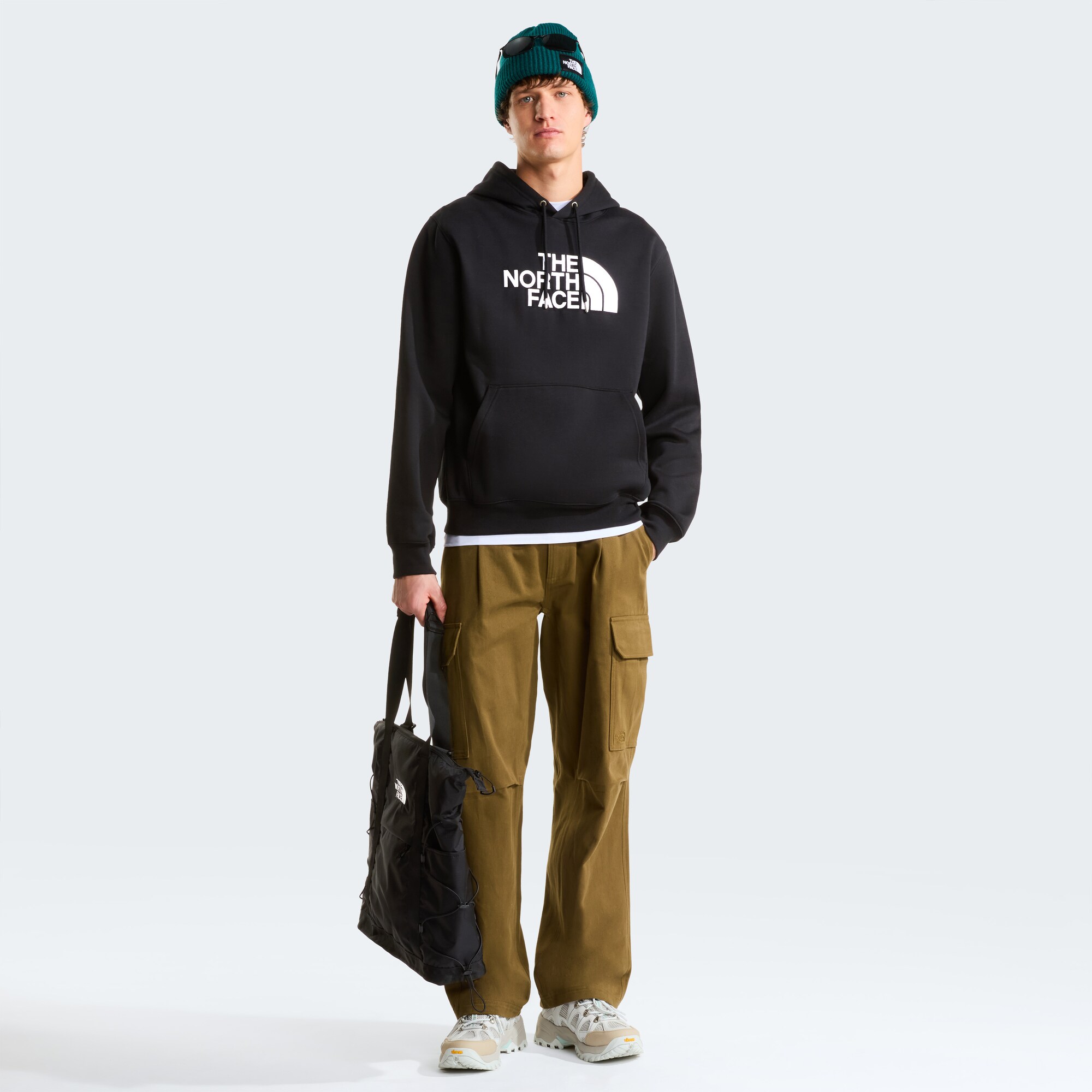 THE NORTH FACE Sudadera 'ESSENTIAL' negro / blanco – imagen 9
