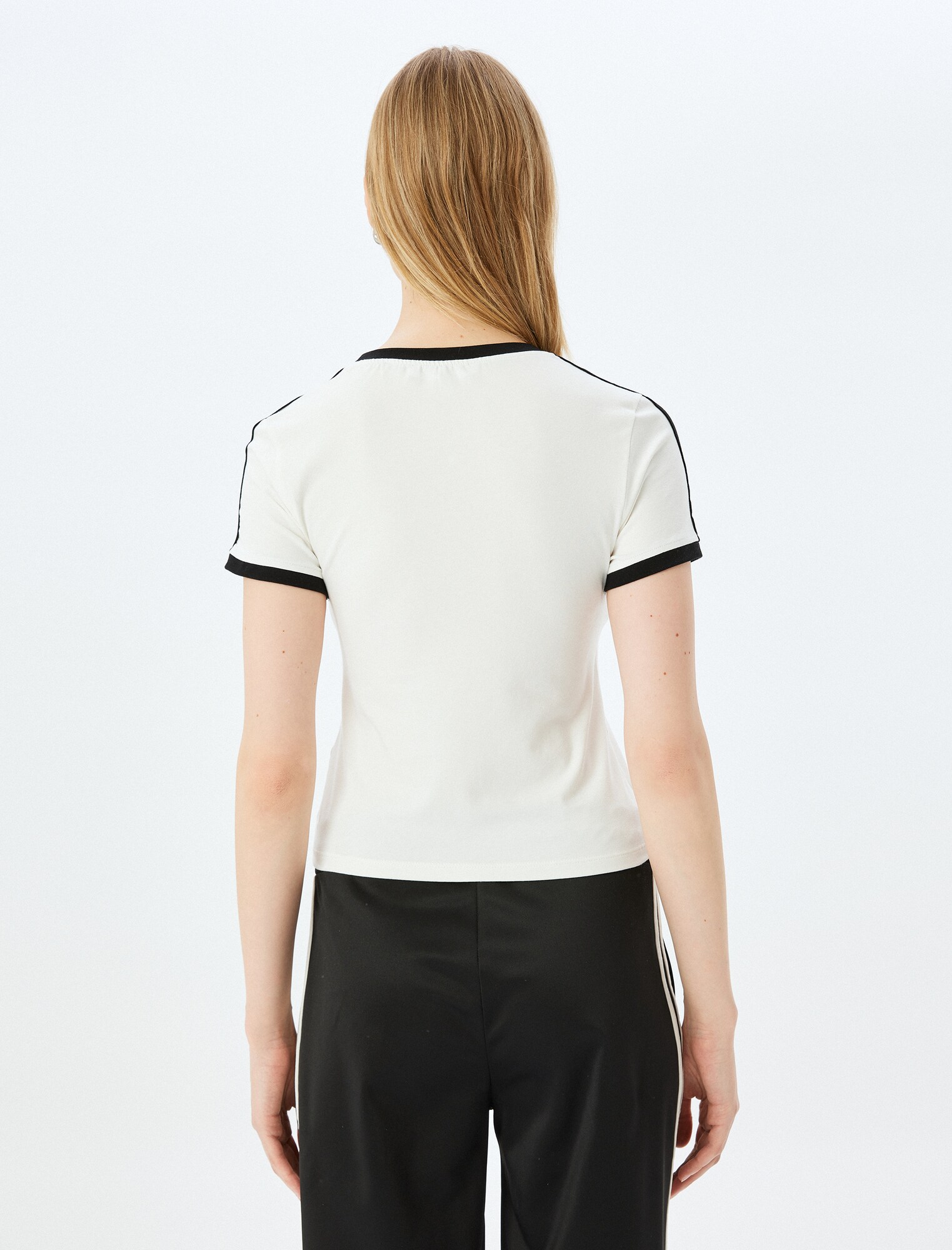 Thumbnail - Koton T-Shirt