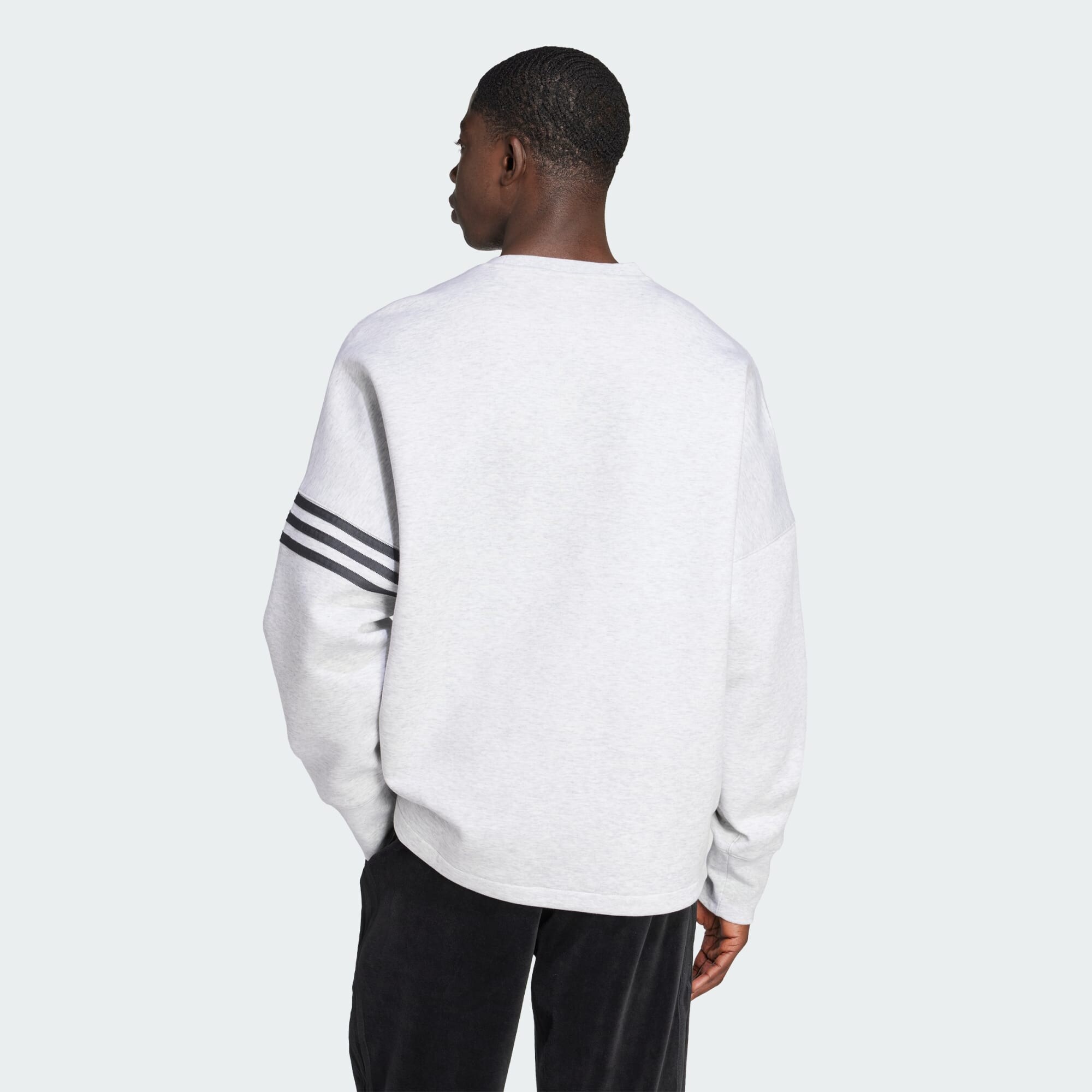ADIDAS ORIGINALS Mikina 'Neuclassics' svetlosivá / čierna (obrázok 3)