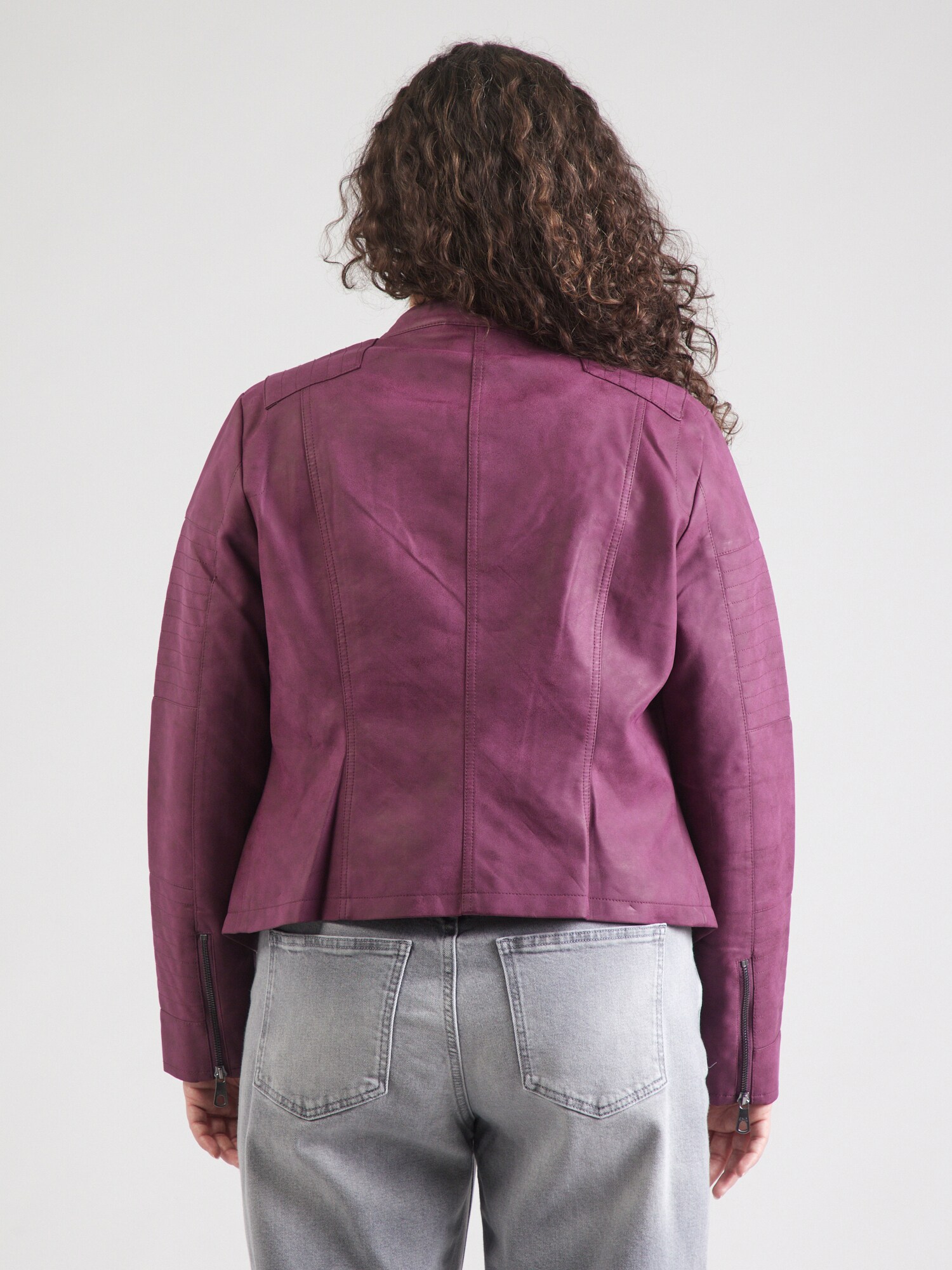 Thumbnail - ONLY Carmakoma Jacke CARAVANA