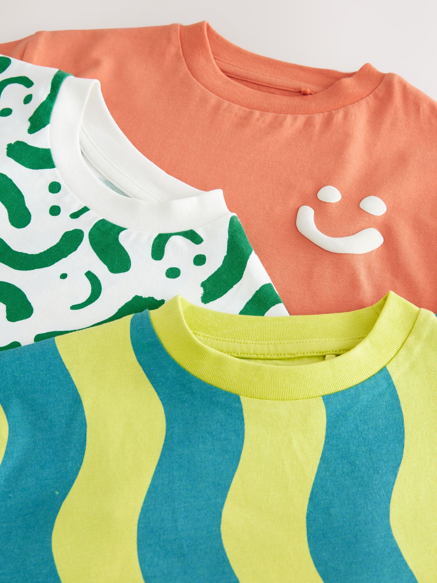 Thumbnail - T-Shirt
