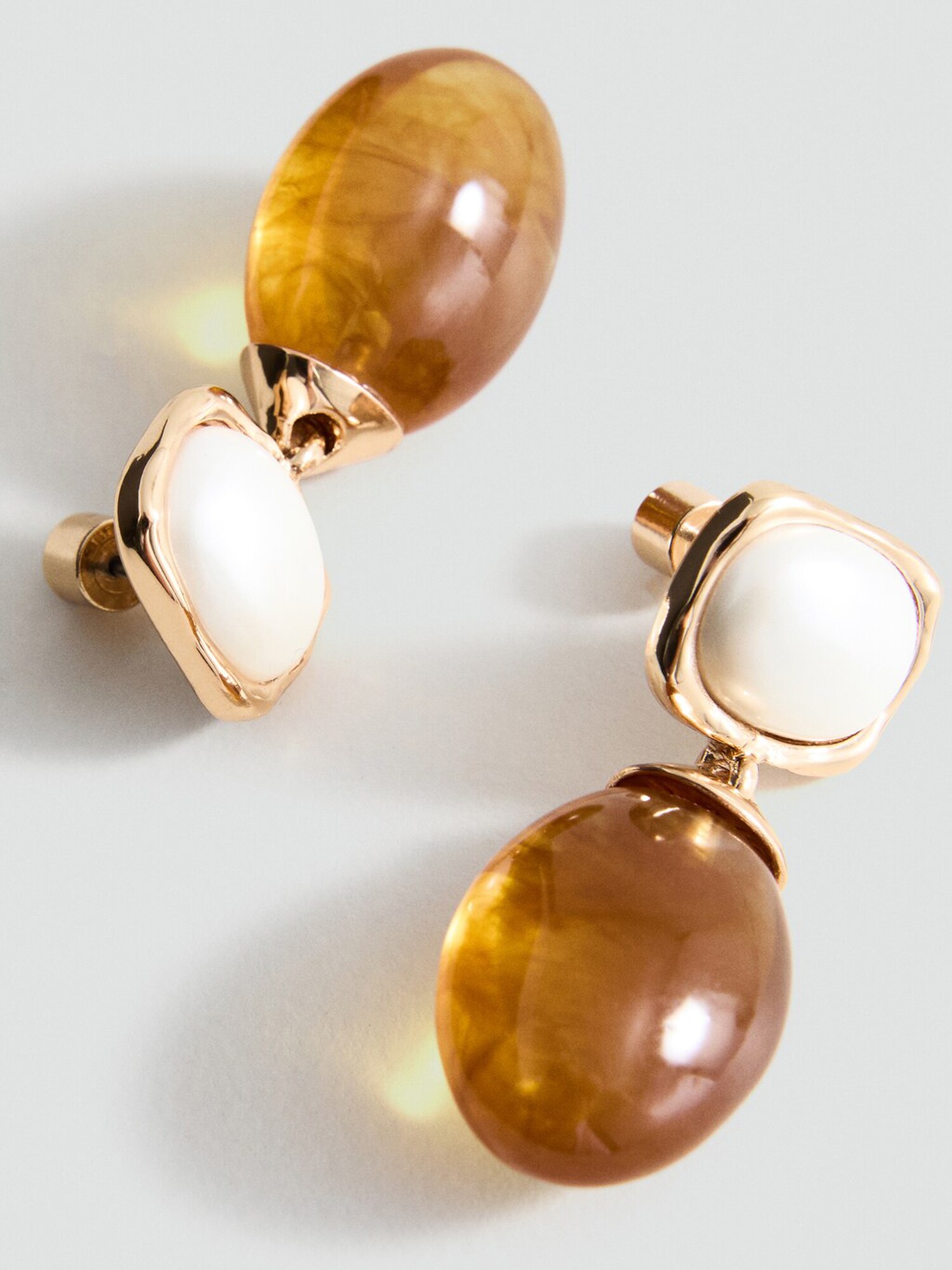 MANGO Fülbevalók 'CANDY'  bronz / arany / fehér termék 2. képe