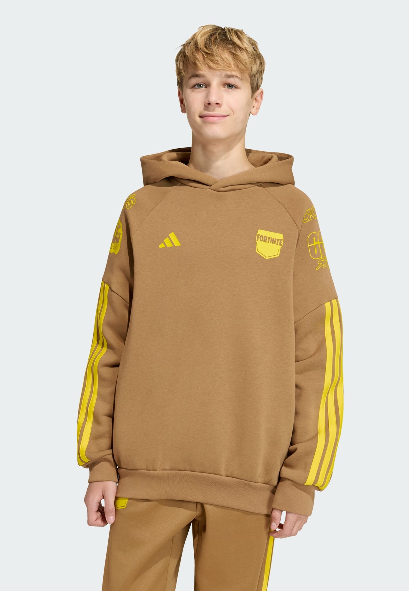 ADIDAS SPORTSWEAR Camiseta deportiva 'Adidas x Fortnite' sepia / amarillo – imagen 2