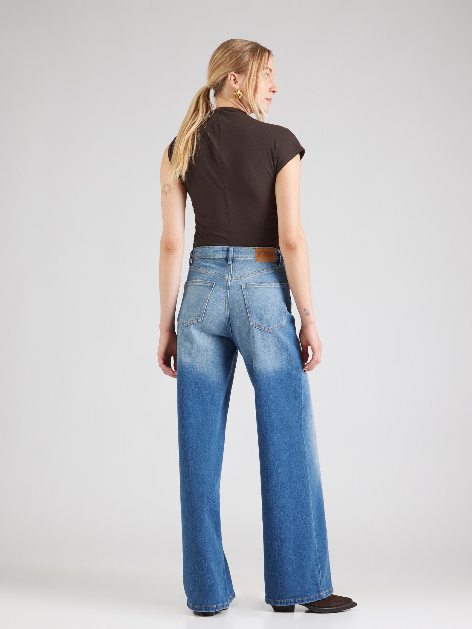 Thumbnail - Jeans