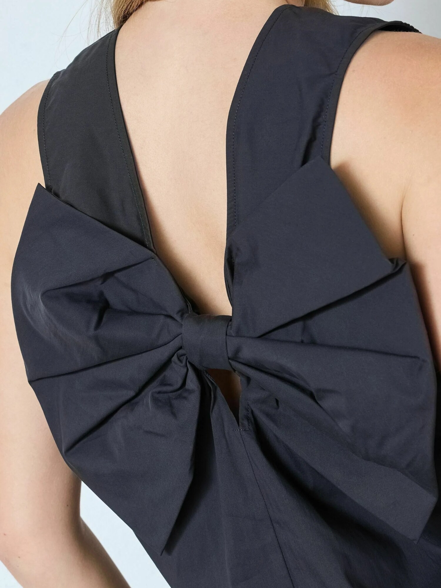 co'couture Top 'Sanna' čierna (obrázok 5)