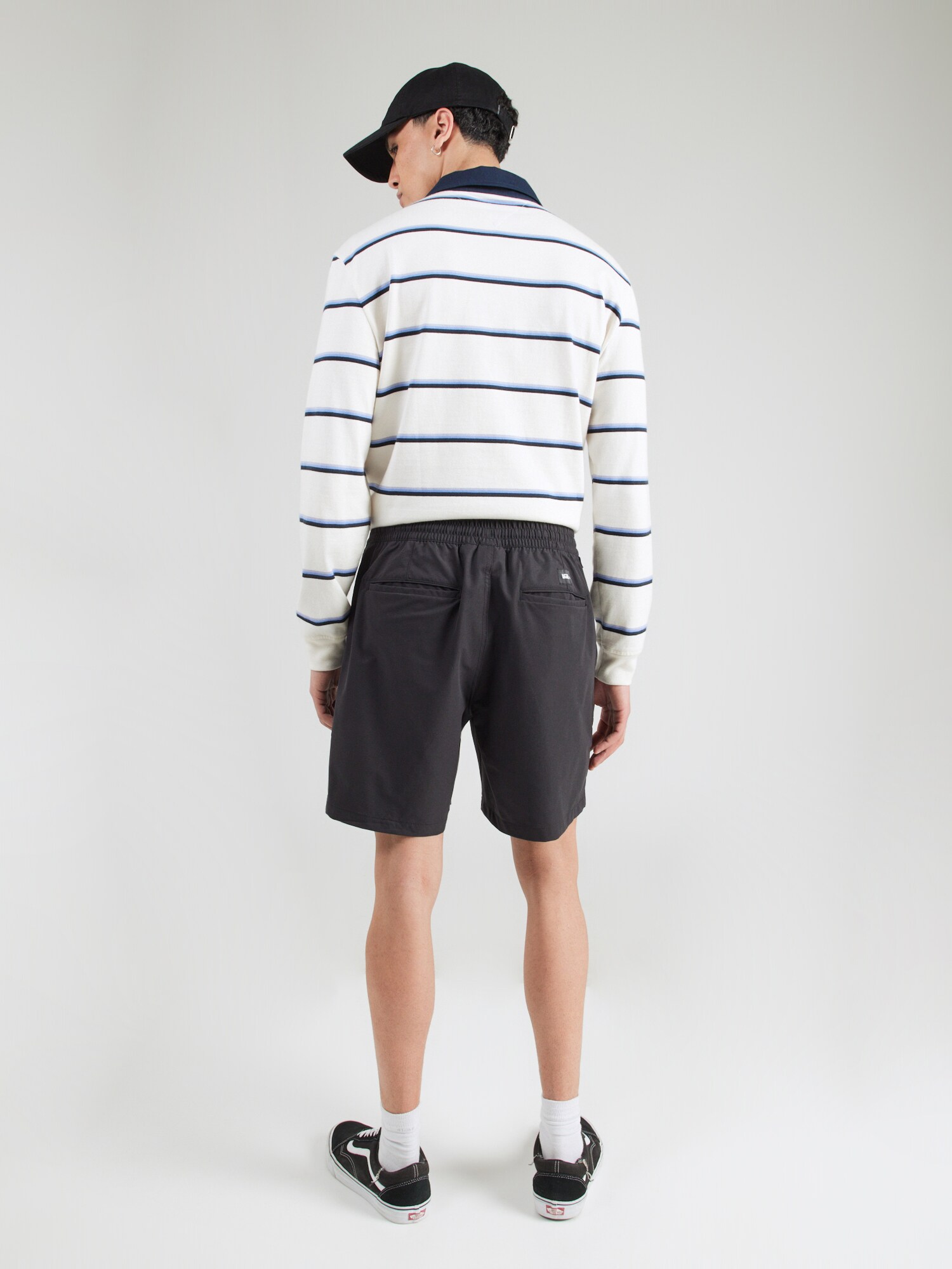 VANS Nohavice 'Range'  čierna (obrázok 4)