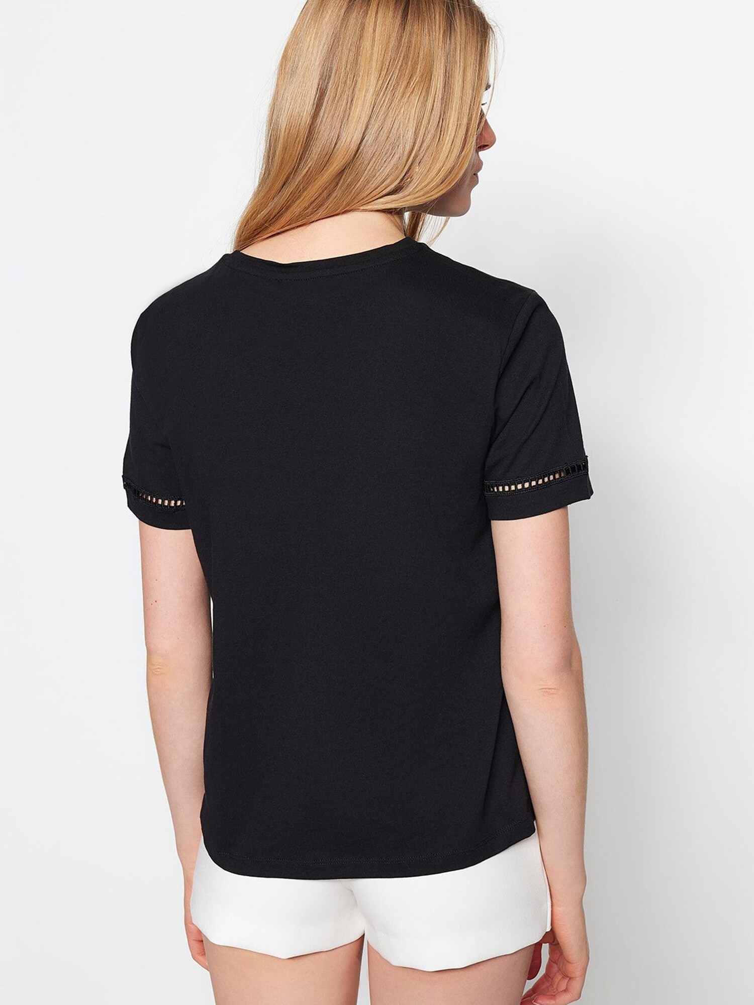 Thumbnail - Trendyol T-Shirt