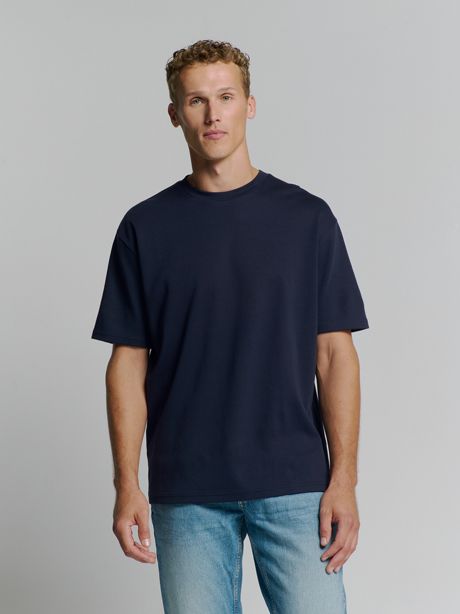 Thumbnail - T-Shirt
