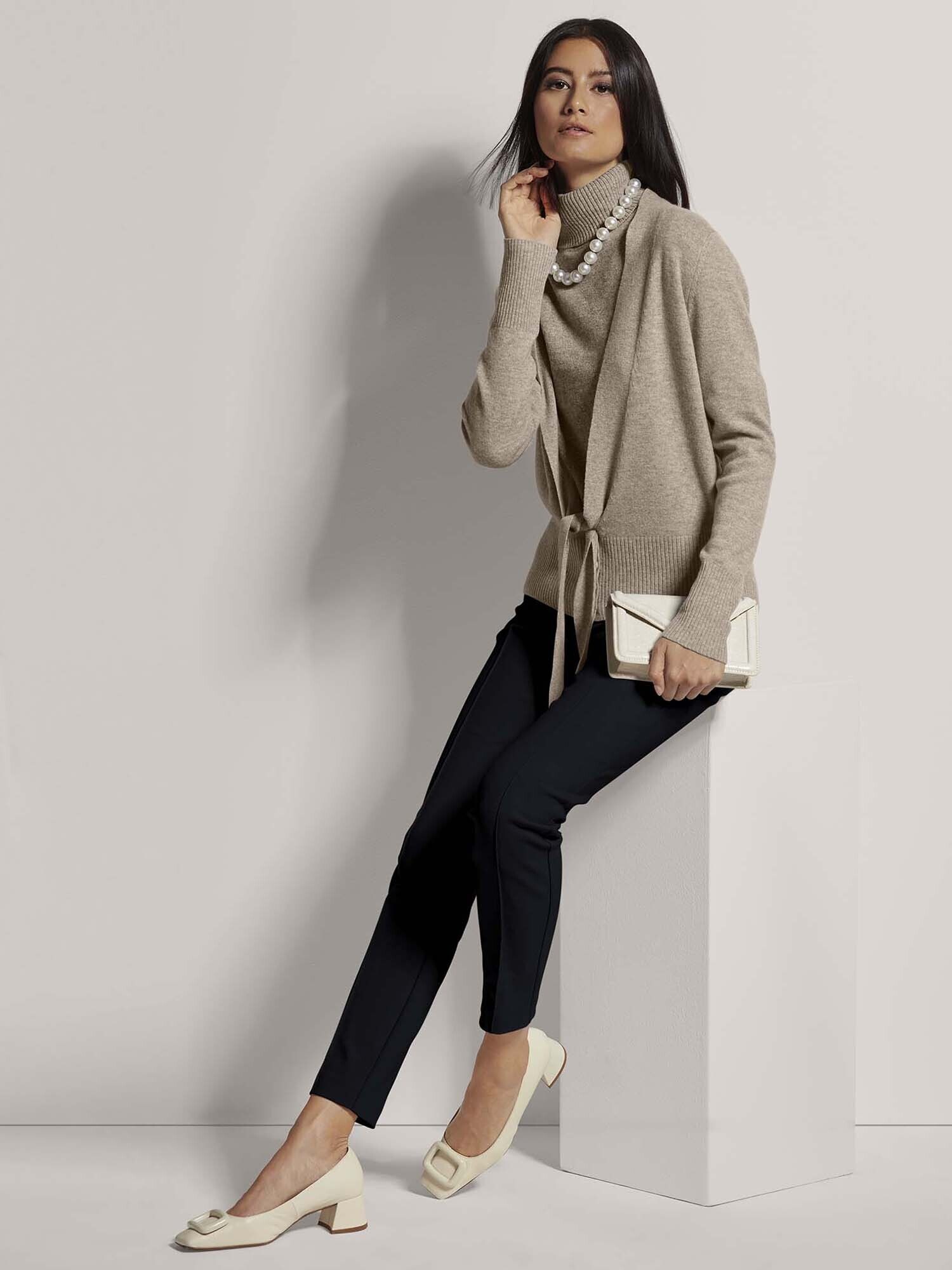 Thumbnail - MADELEINE Strickjacke